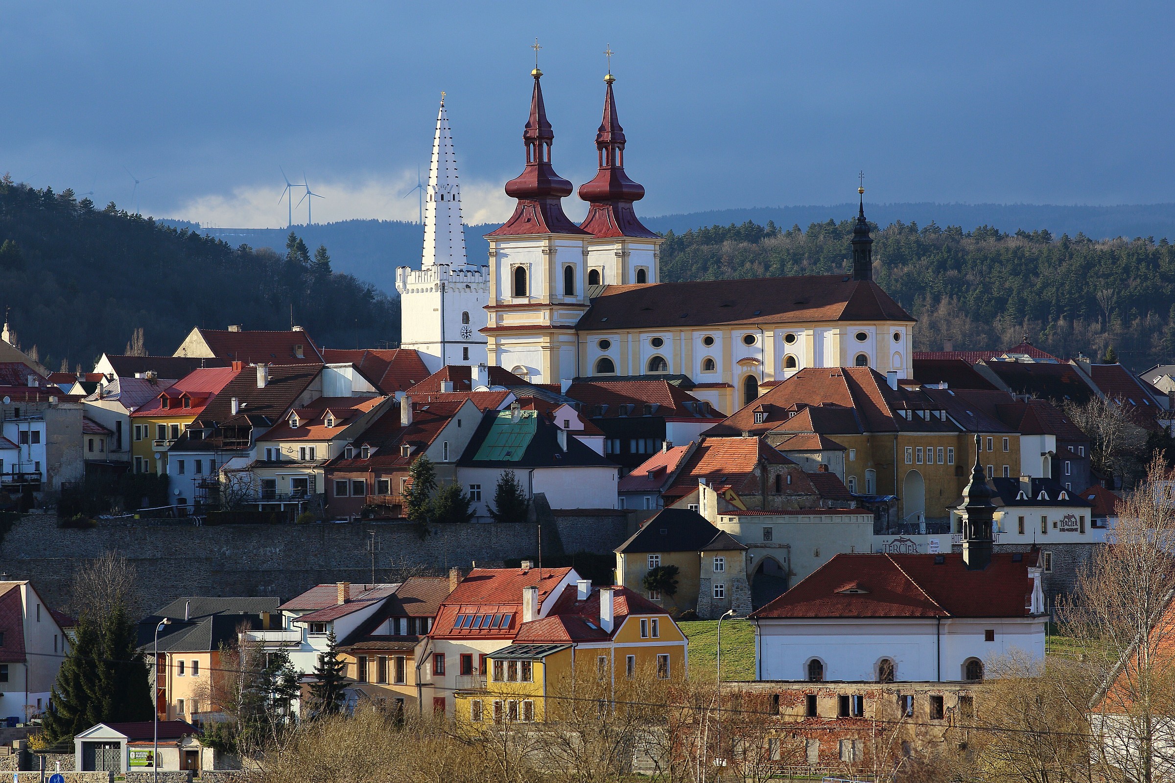 Kadan from the railway bridge