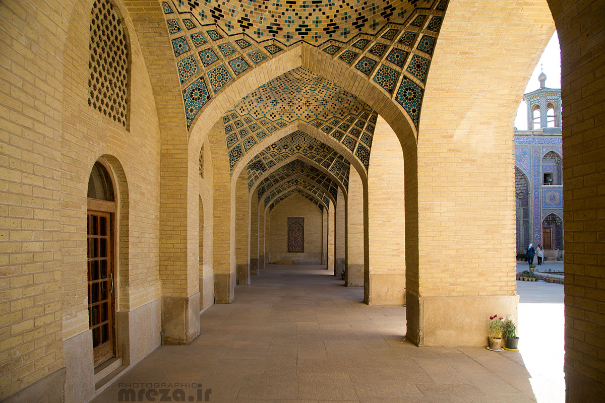 Iran-Shiraz-Nasirolmolk msq