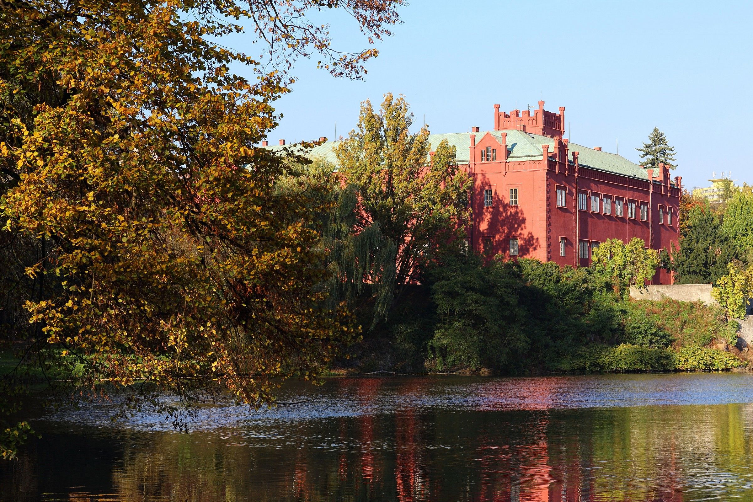 The castle in Klasterec