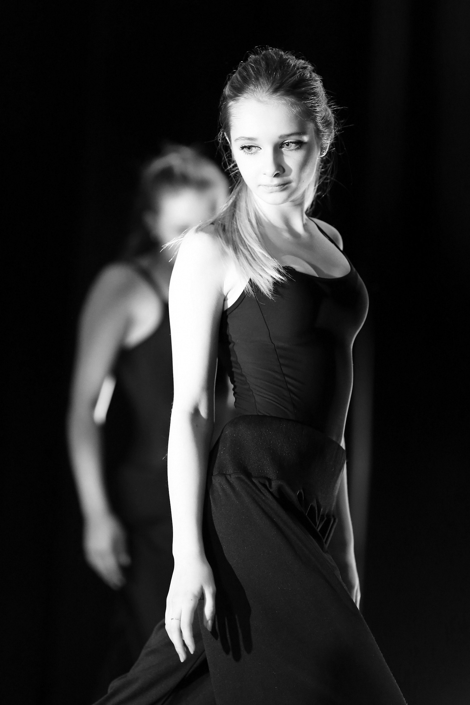 The female dancer I bw