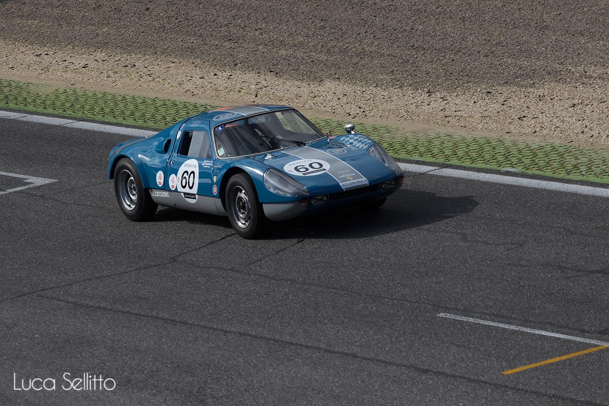 Porsche 904