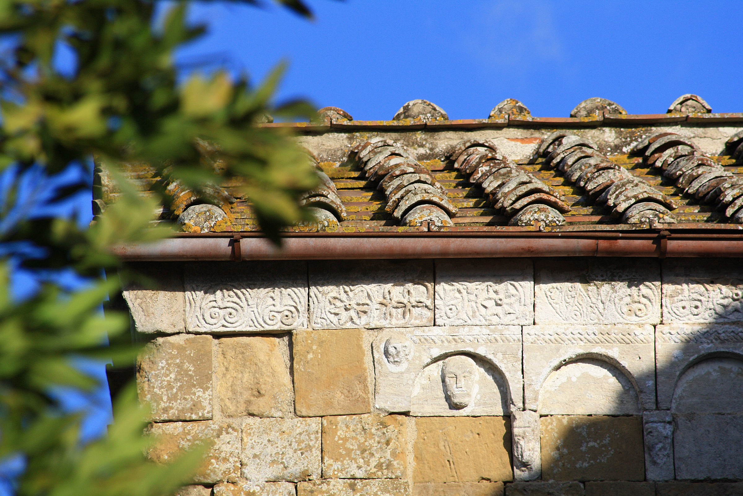 Architettura toscana, la Badia a Conéo