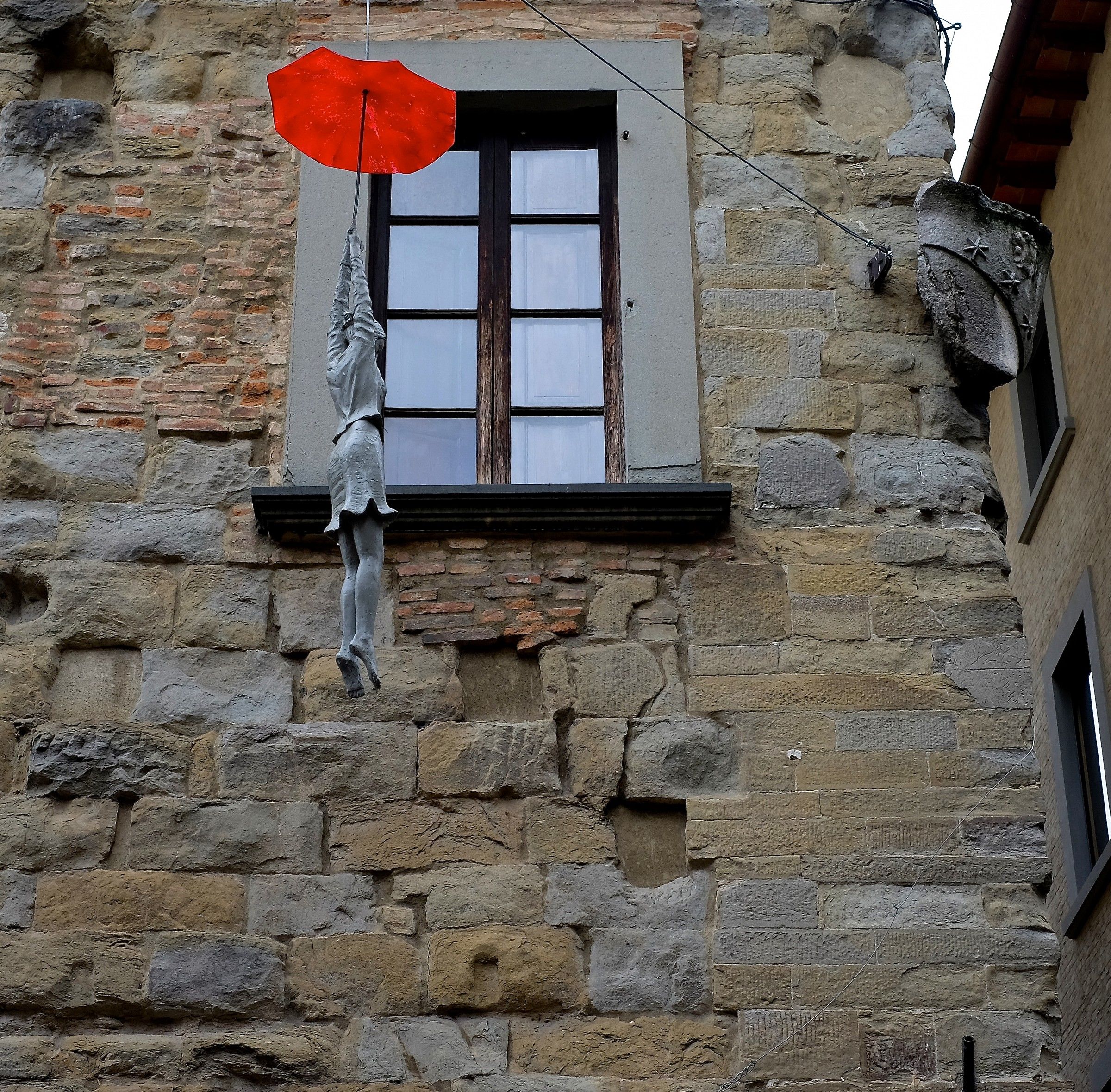 Come spiare in casa d'altri