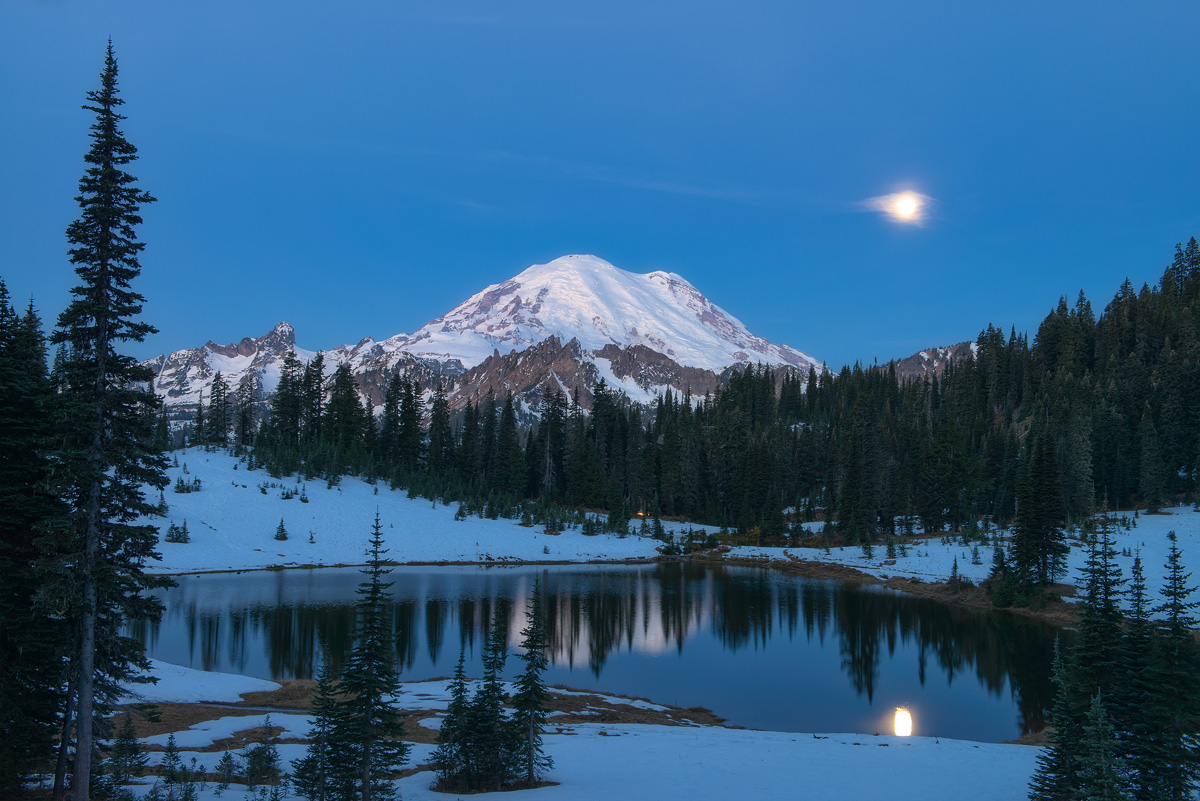 Mt. Rainier Moon September