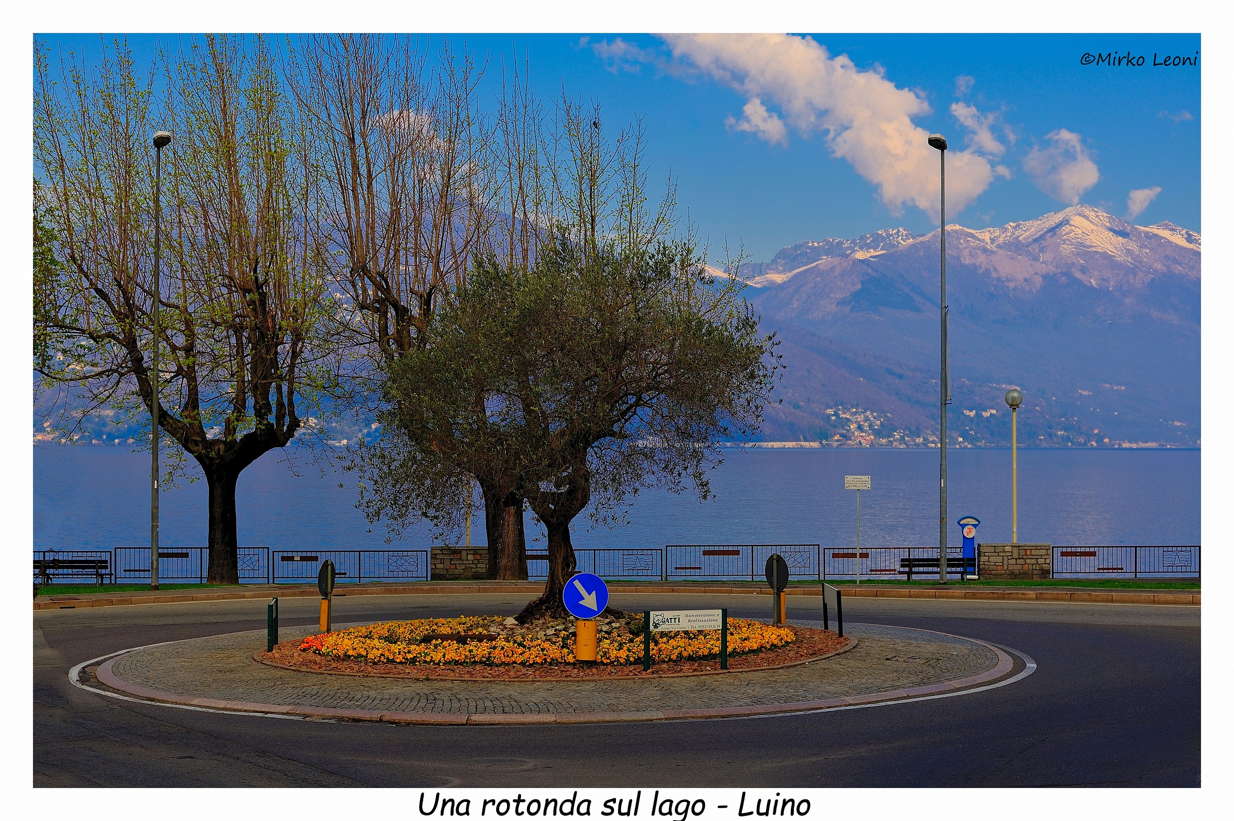 Una rotonda sul lago