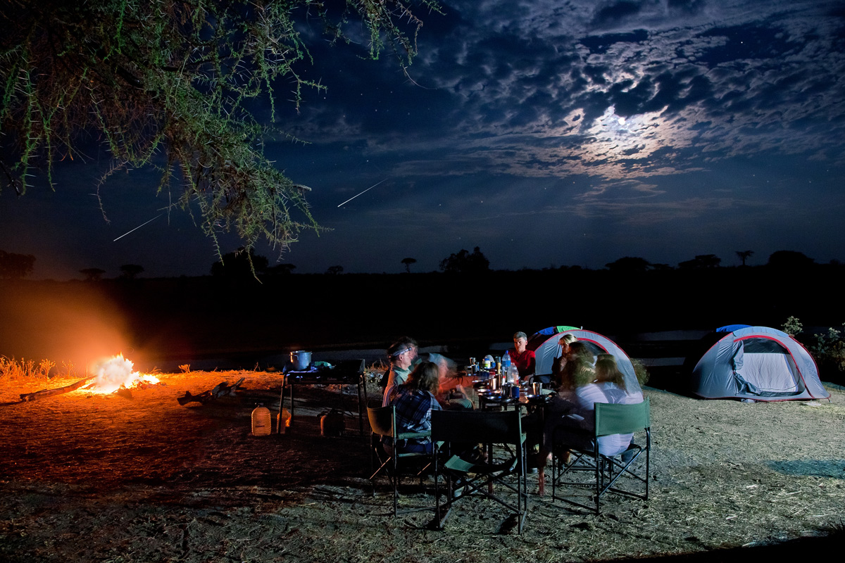 Dinner under the moonlight