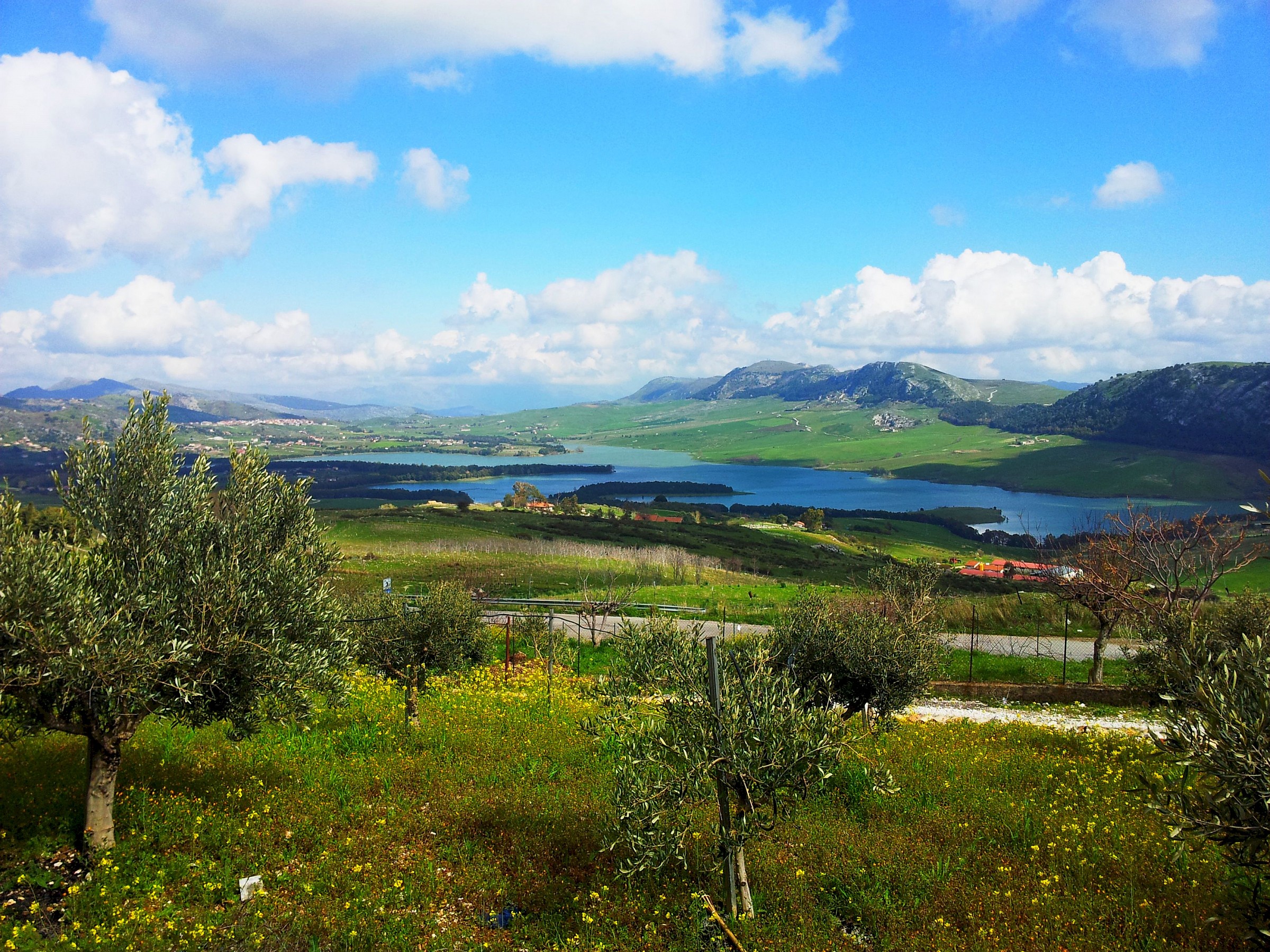 Lago di Piana degli Albanesi (pa)