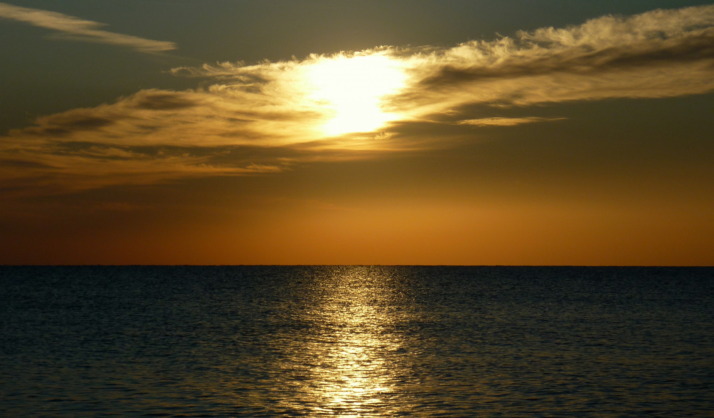 Dawn in gray and gold