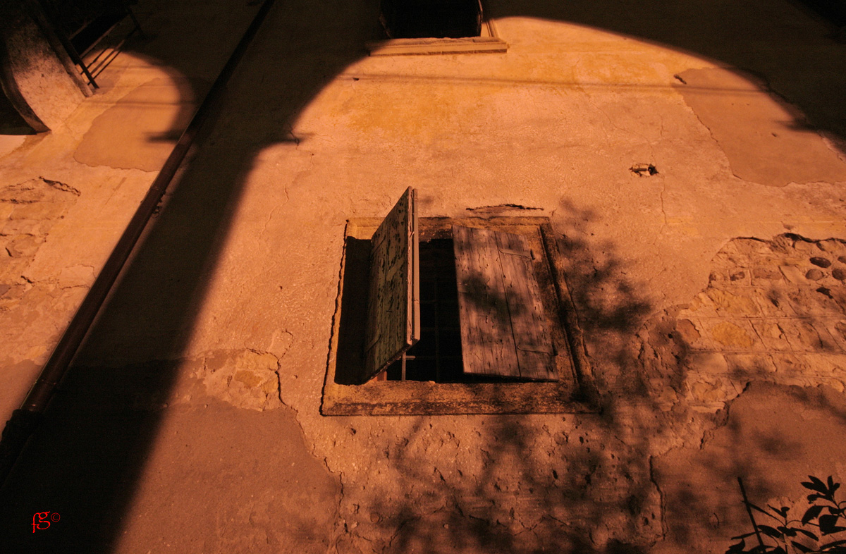 The window at midnight