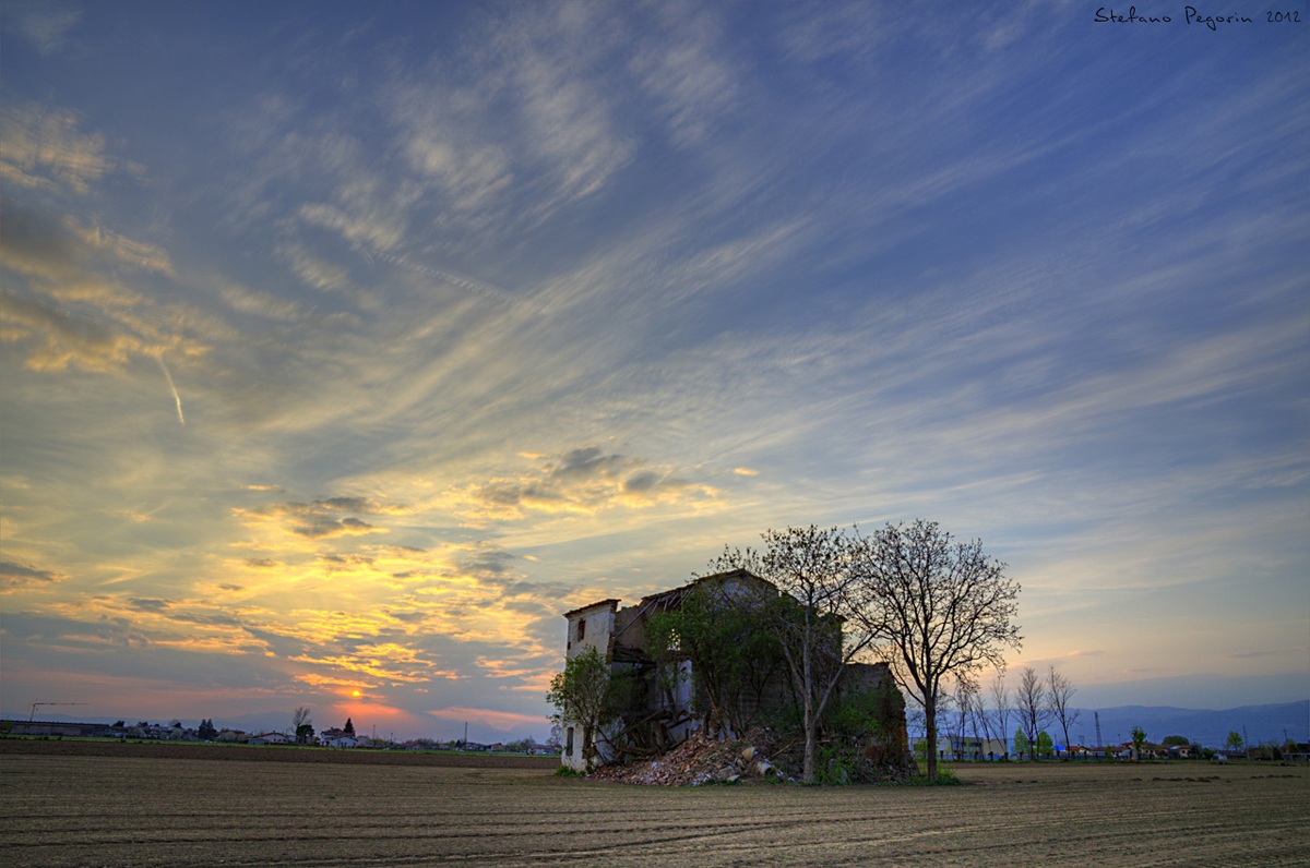 Tramonto in campagna
