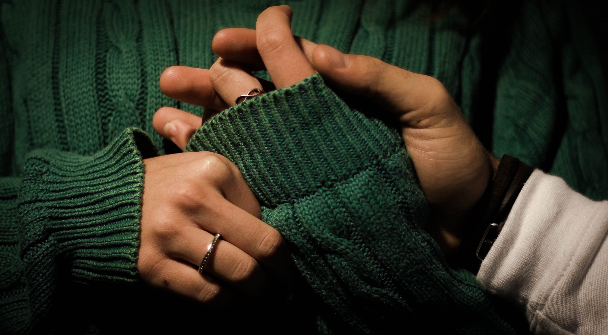 Keep your feelings crossed