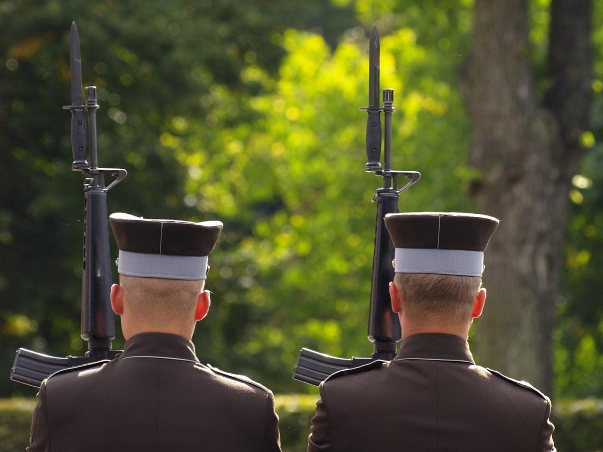 Cambio della guardia, Riga Lettonia