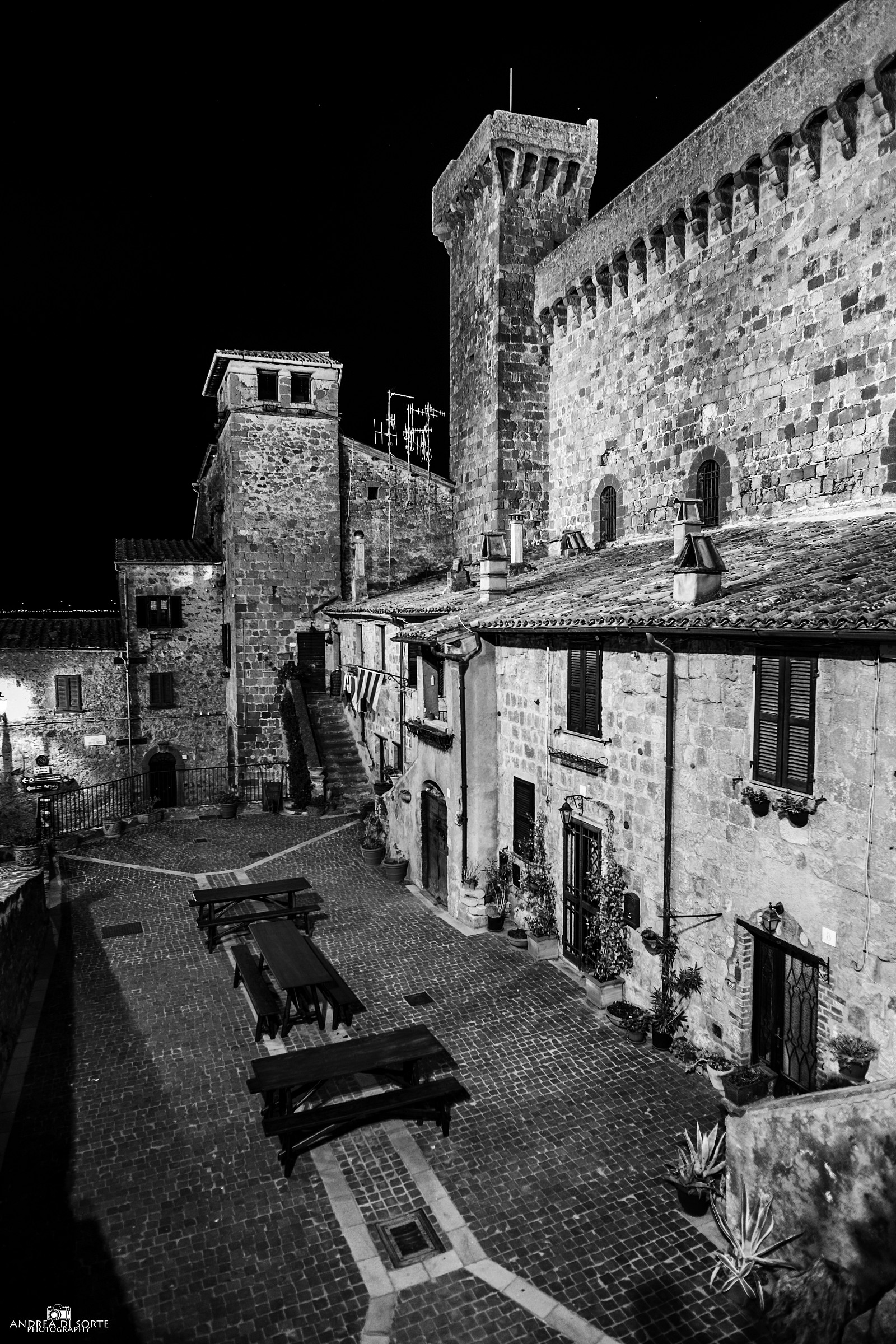 The Castle of Bolsena night, magic ....