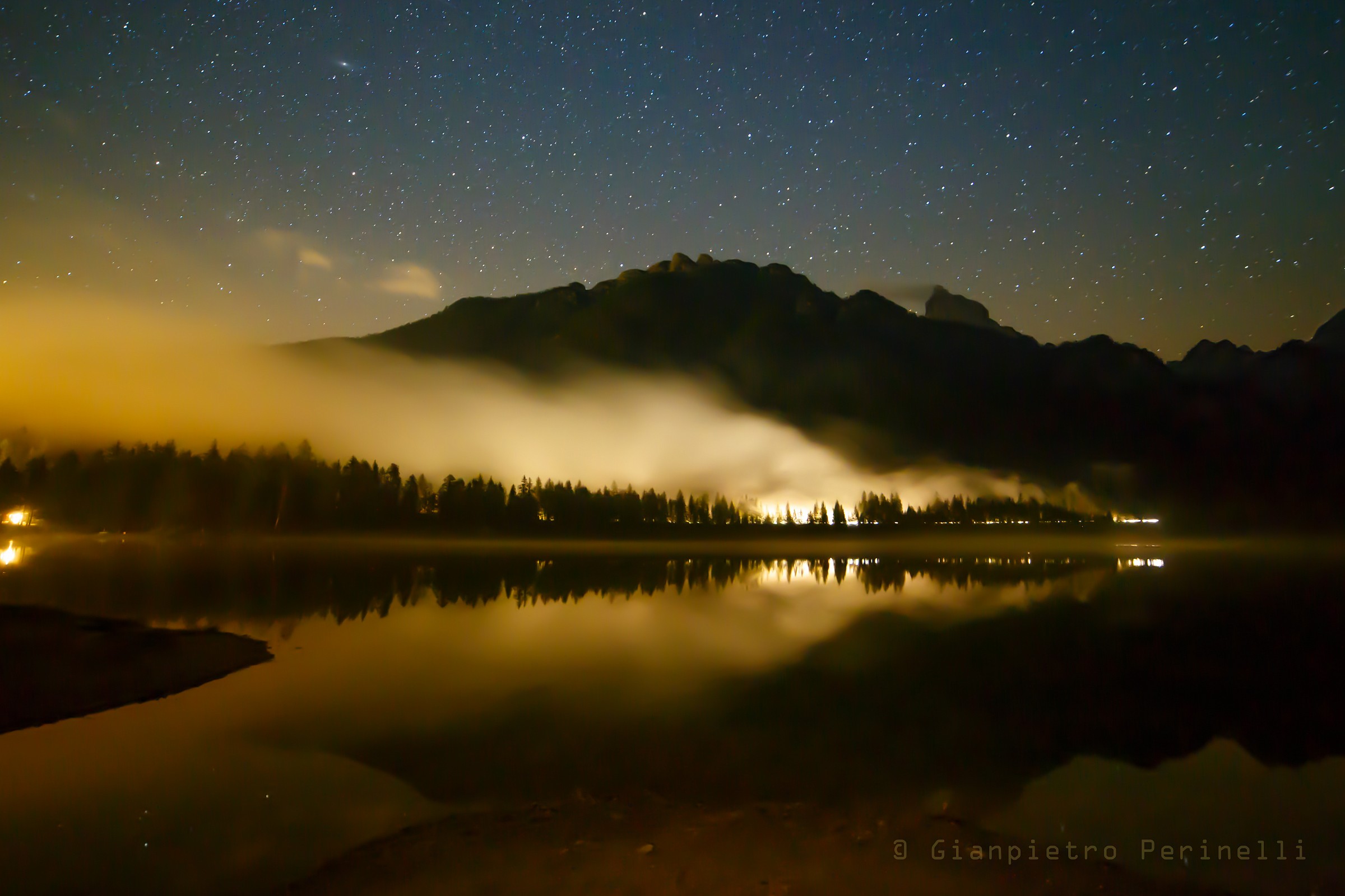 Toblach See By night3