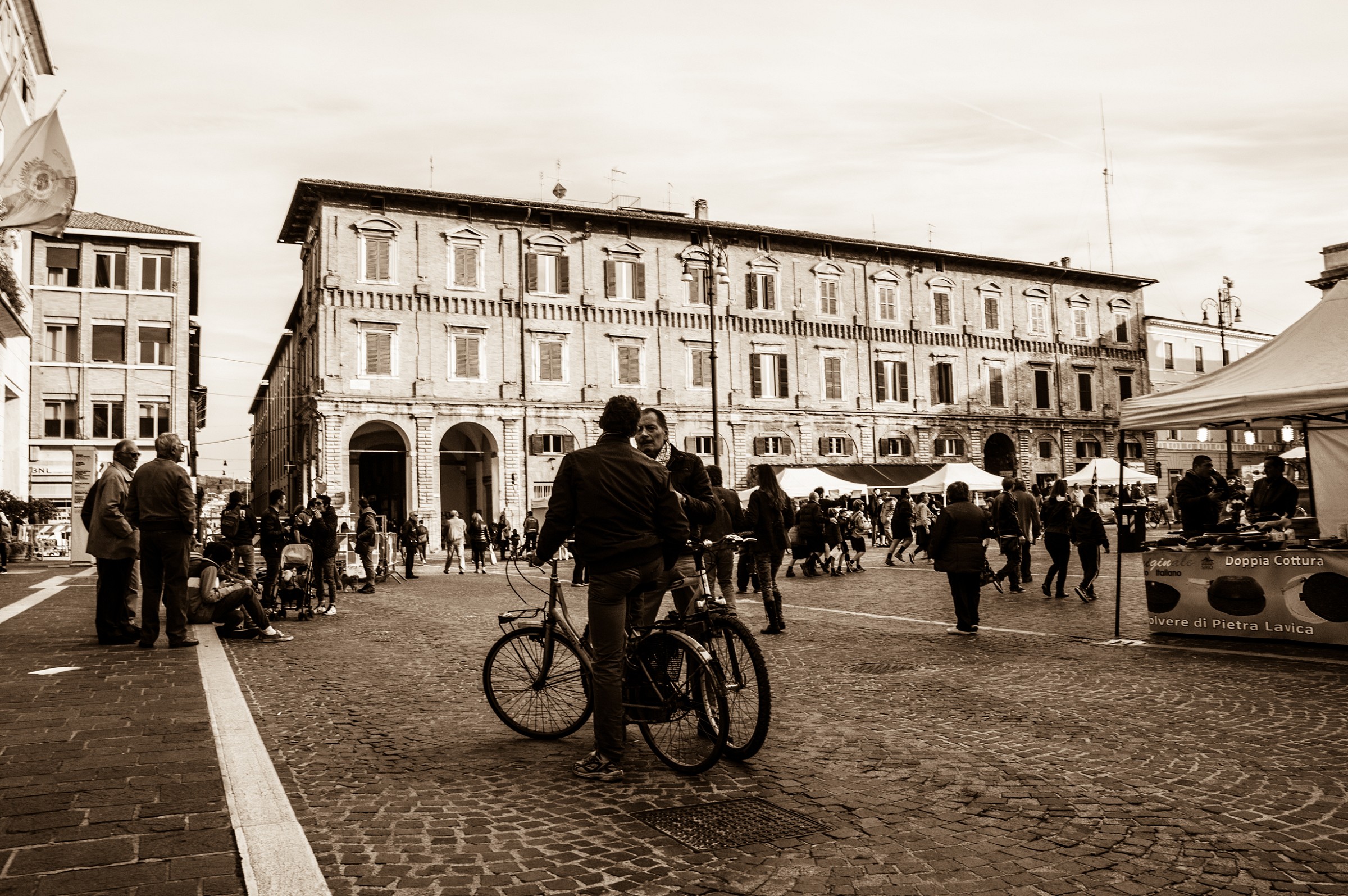 Piazza Pesaro