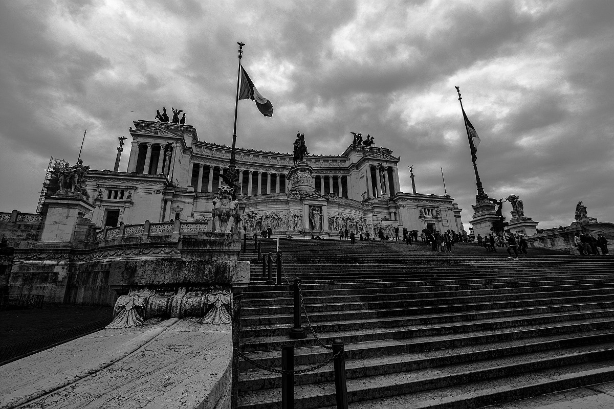 Rome - Altar of the Fatherland b / n