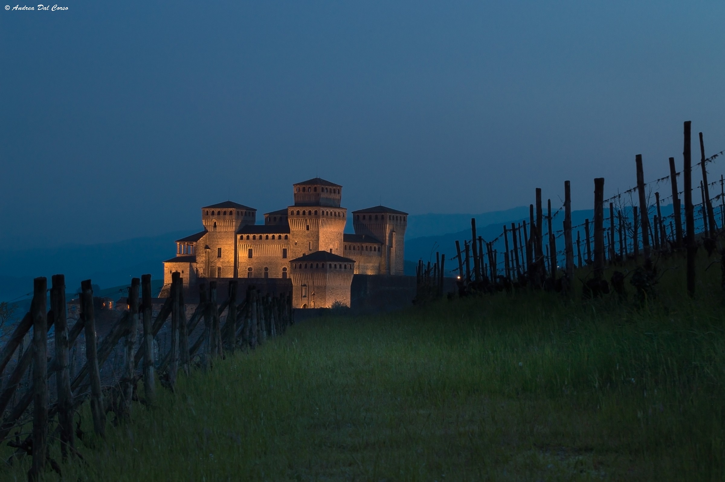 Castello di Torrechiara_03