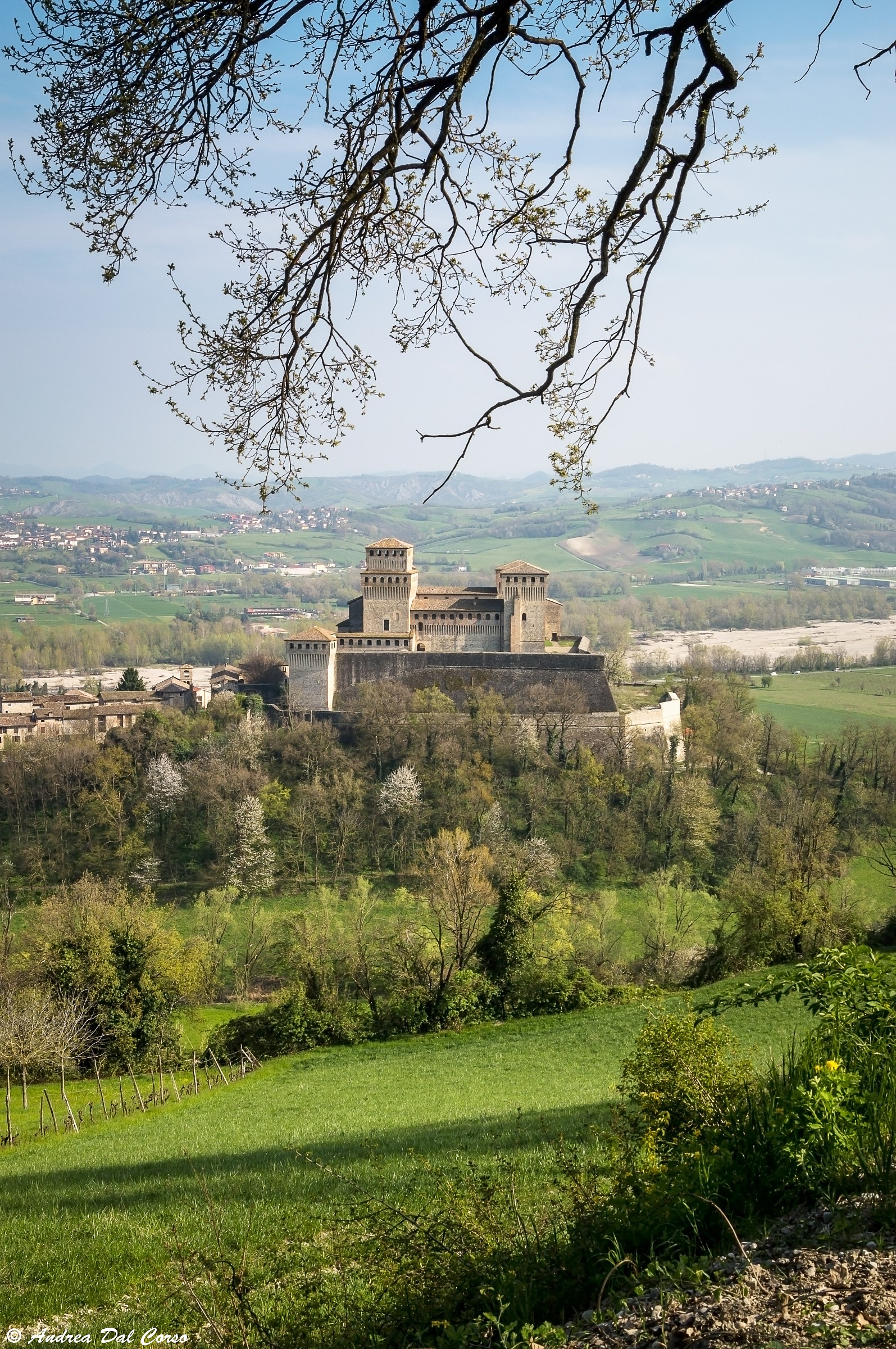 Castello di Torrechiara_04