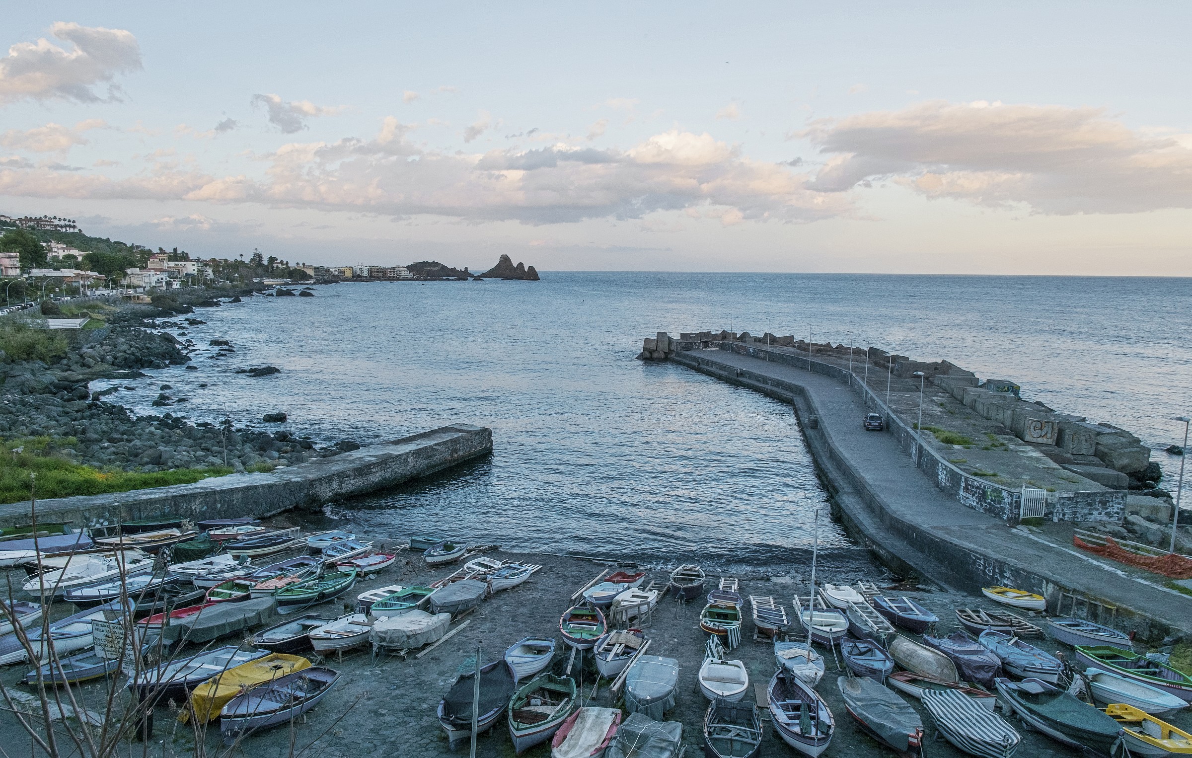 Aci Castello