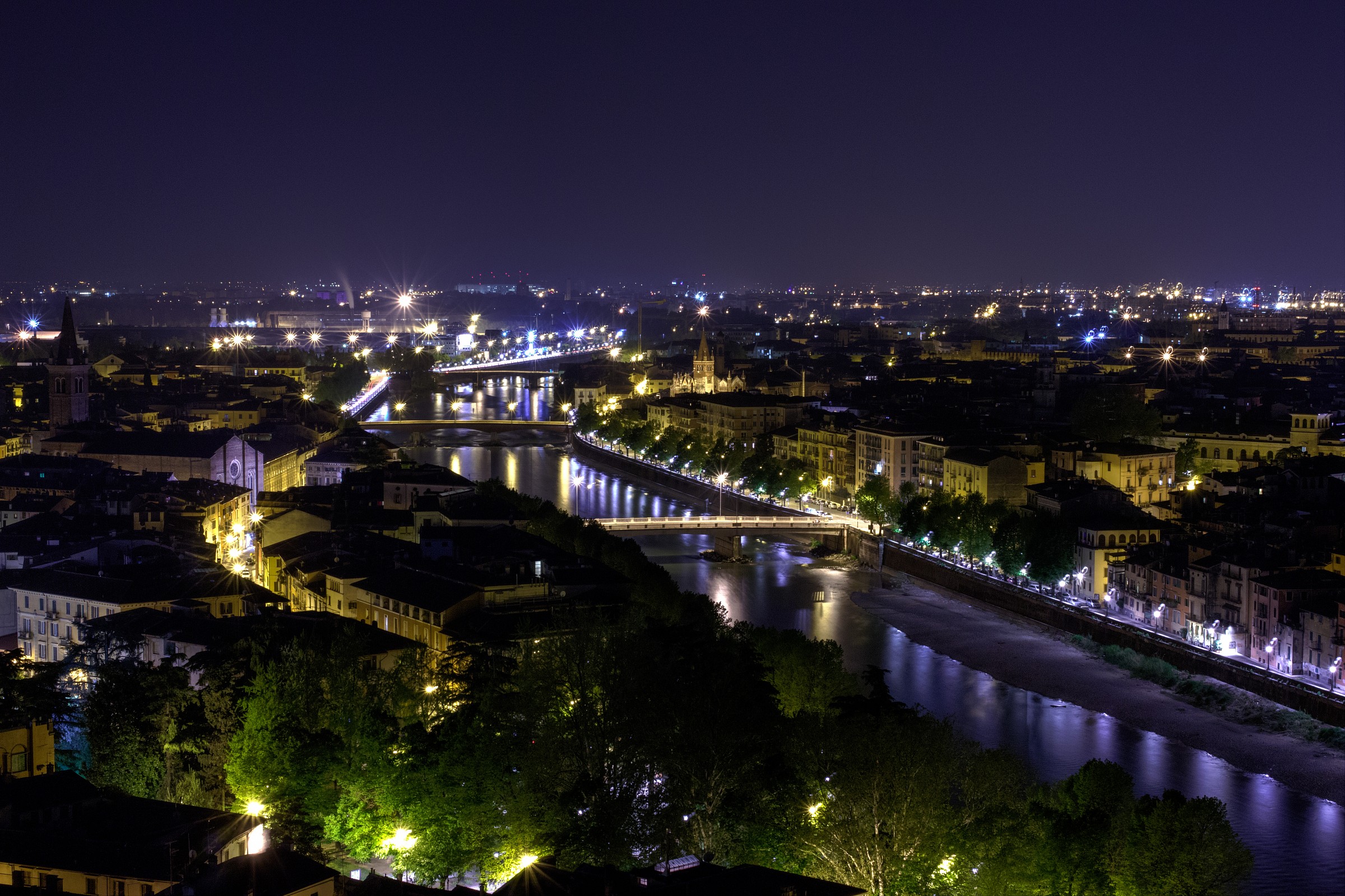 Verona night