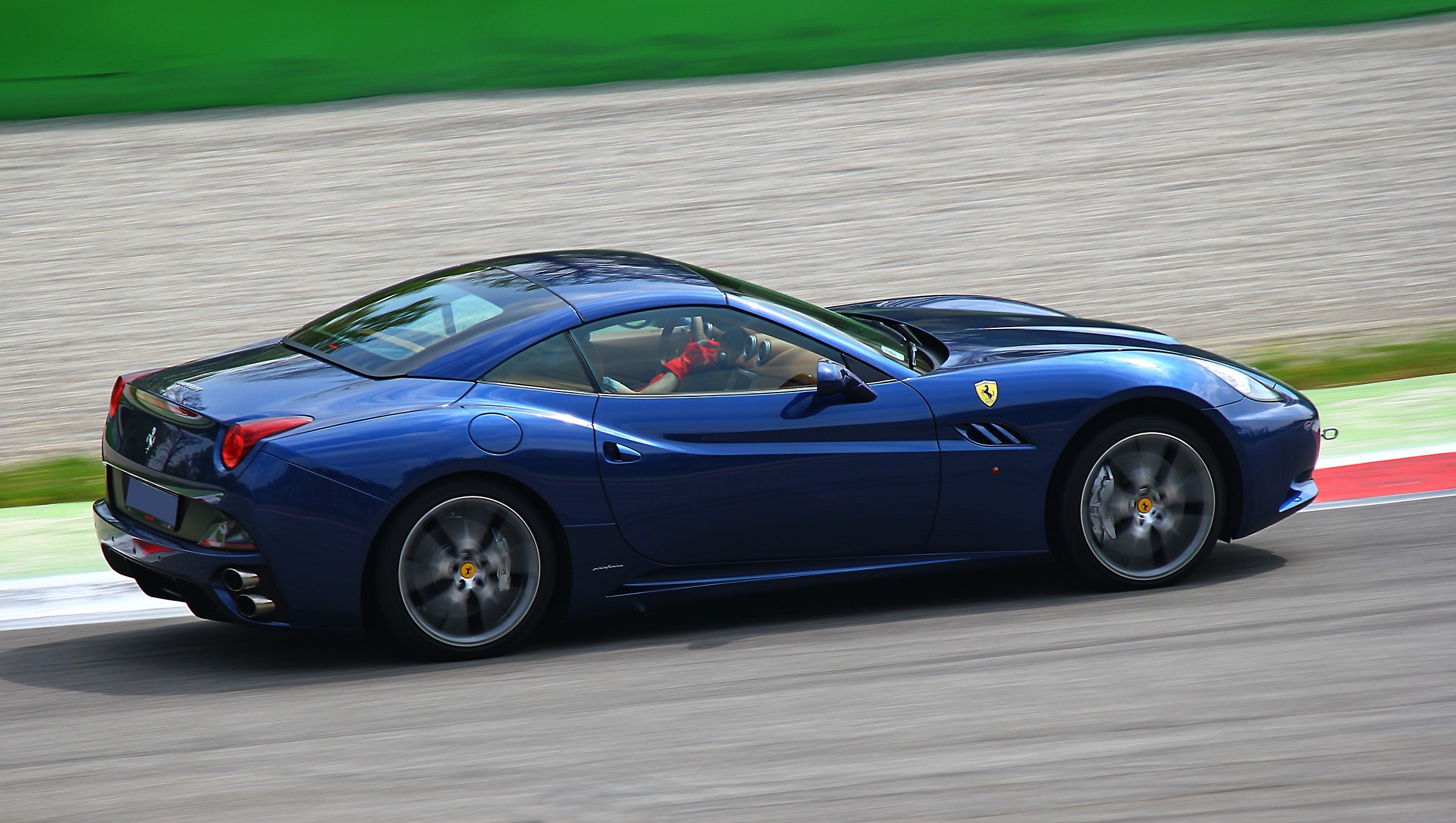 Colori & Riflessi Al Ferrari Challenge