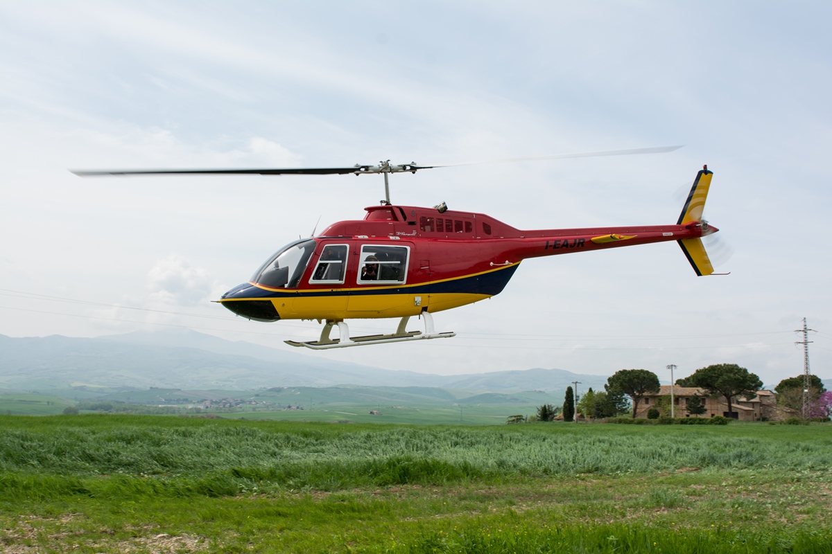 Dino Torri parte per il secondo giro in giostra