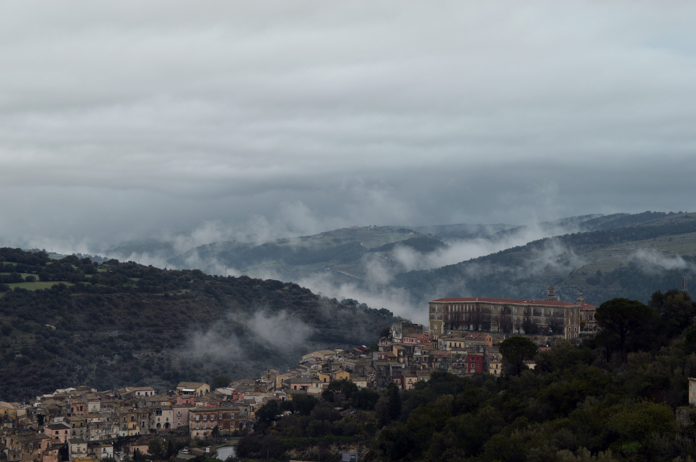 Ibla e nebbia