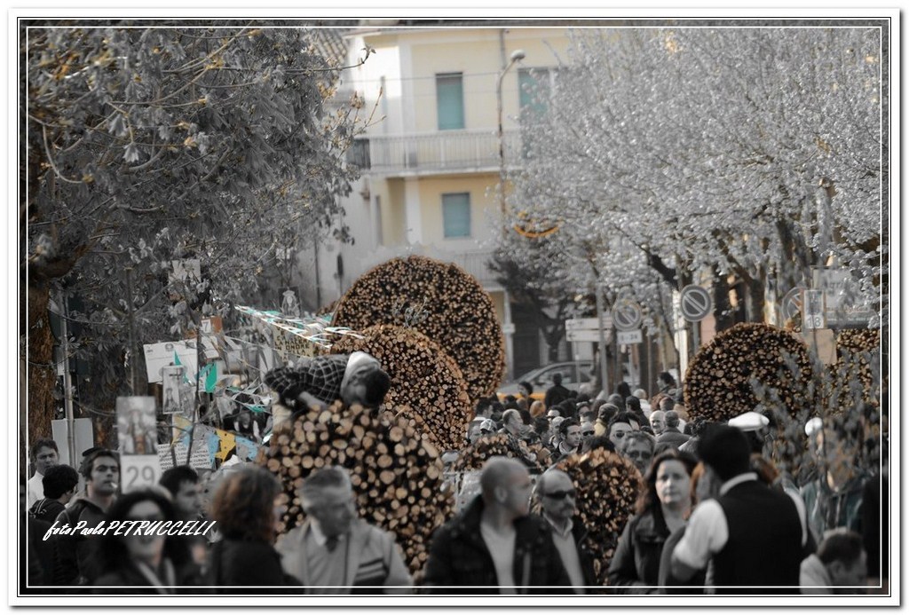 le fracchie pasqua 2012 san marco in lamis