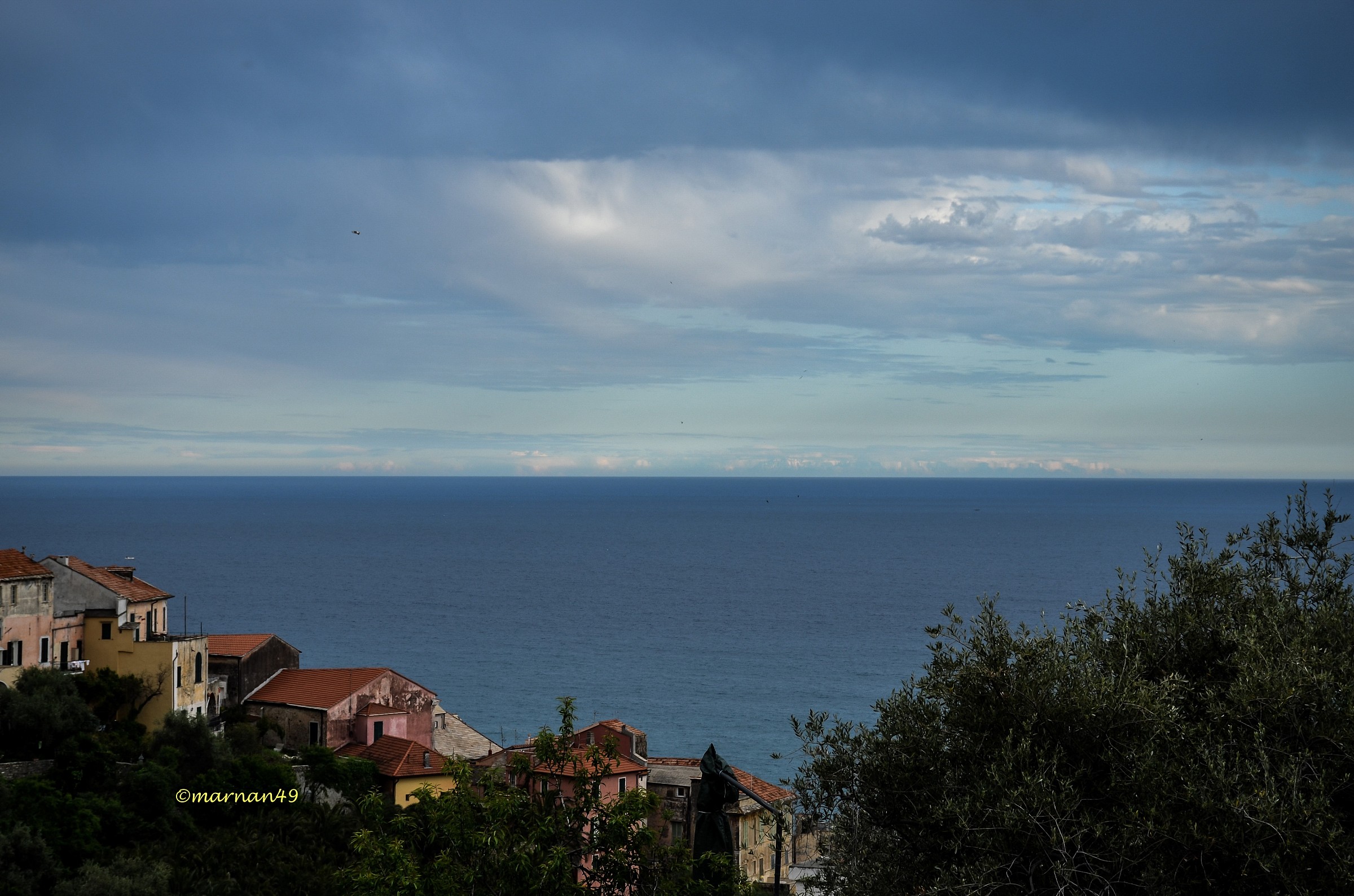 Corsica innevata da Cervo