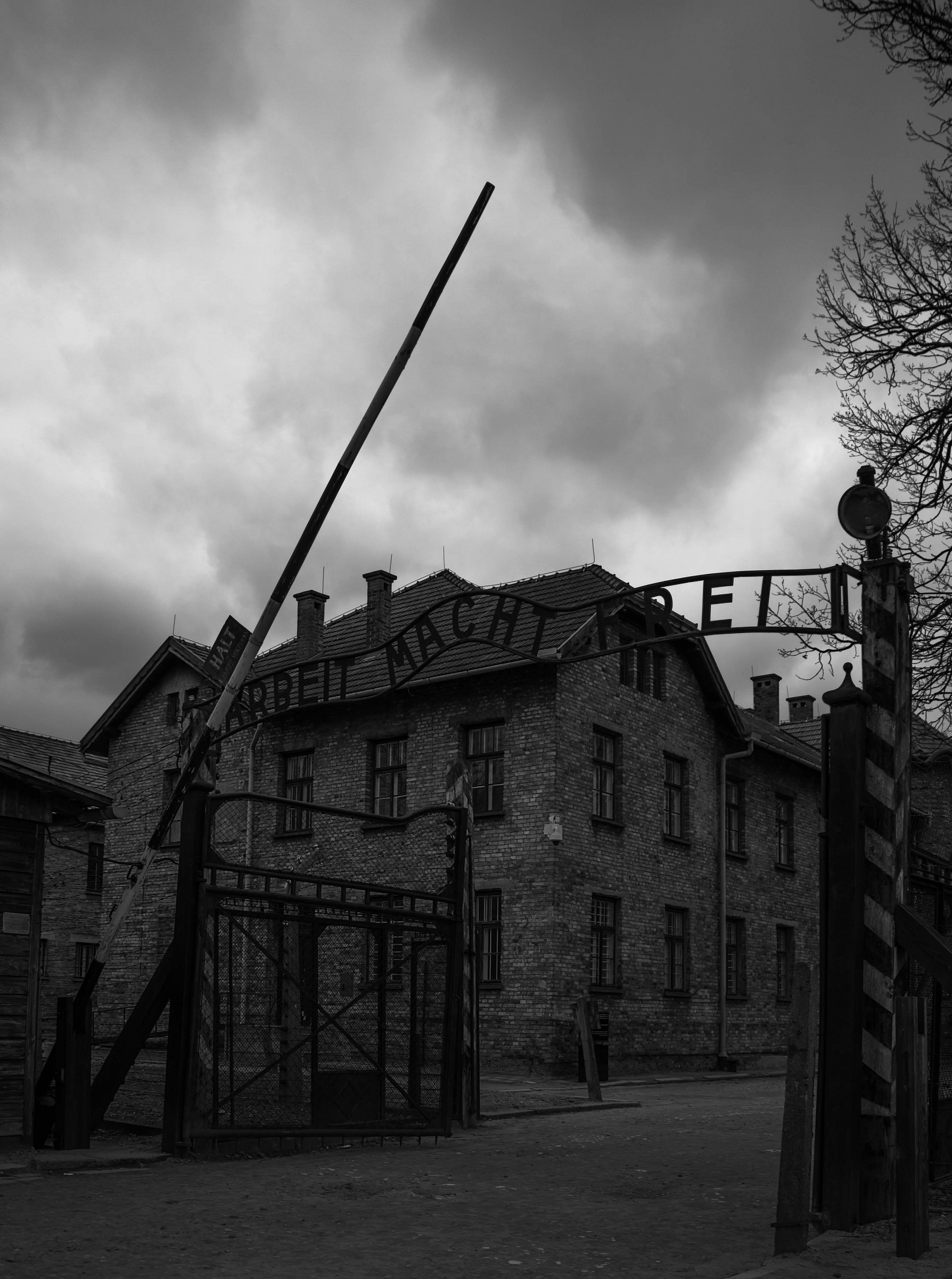Arbeit macht frei
