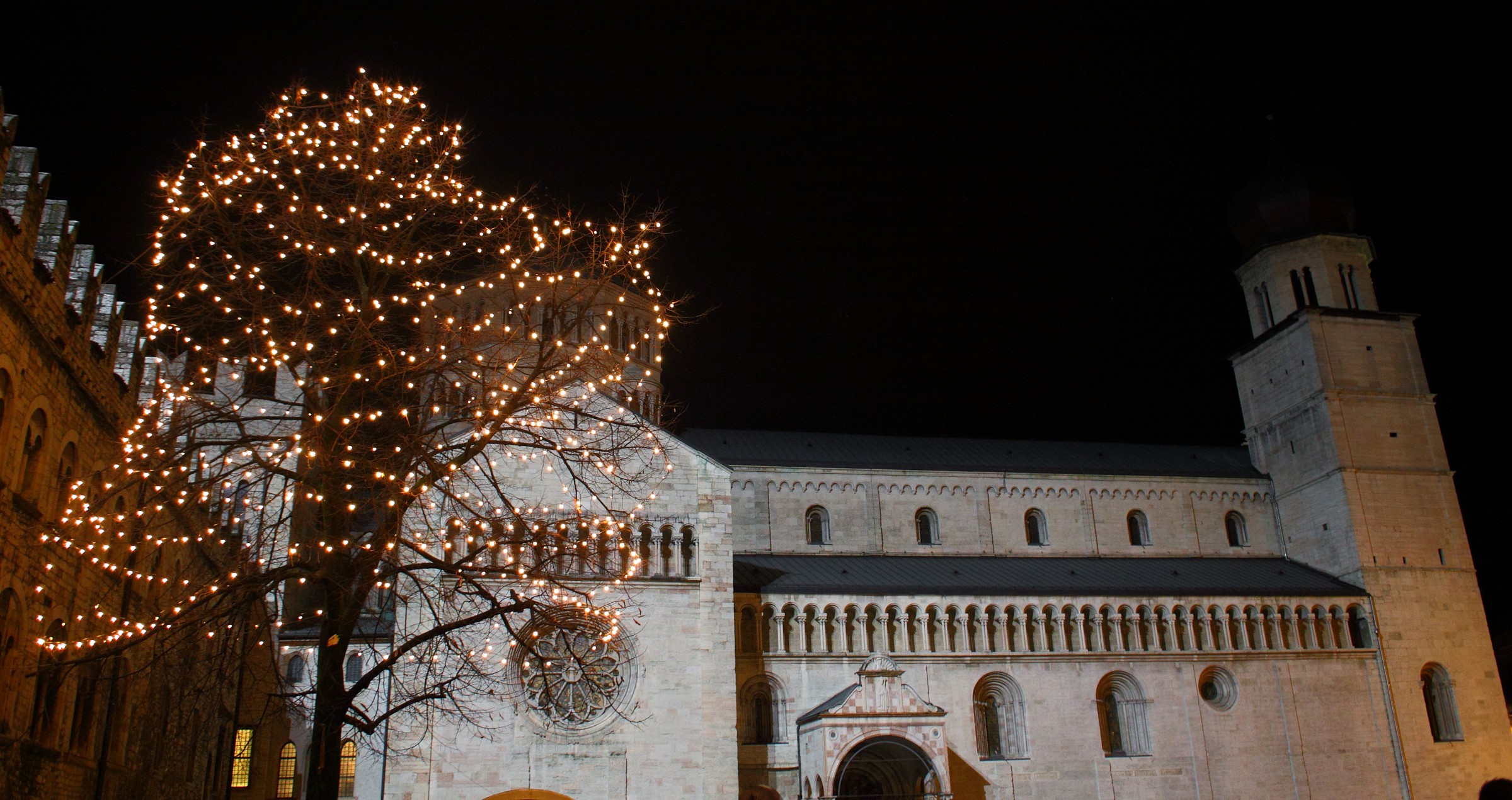 duomo trento in party