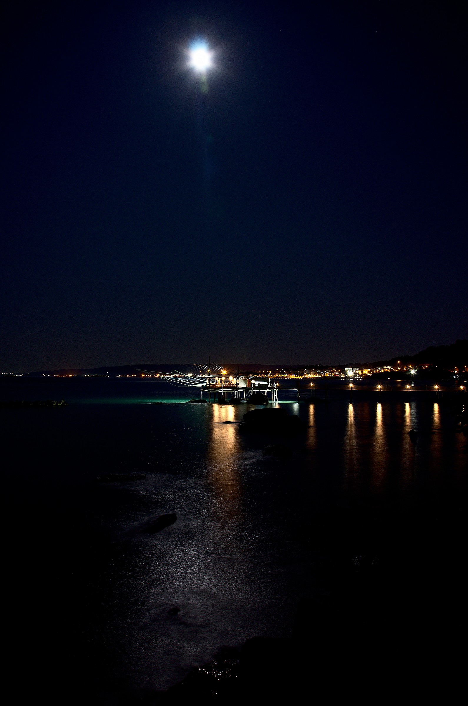 trabocco con luna piena