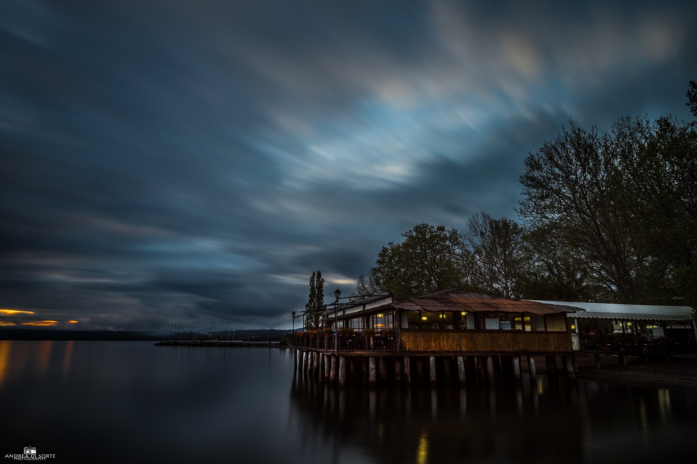 Il mio ristorante sopra il lago