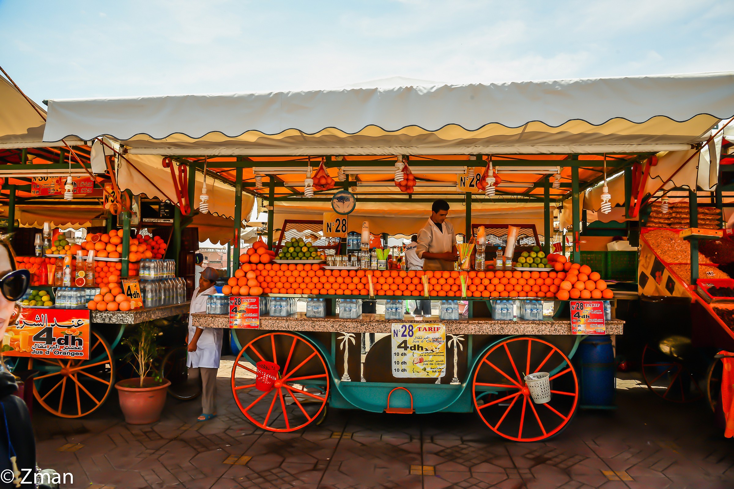 Fresh Fruits Juice Cart