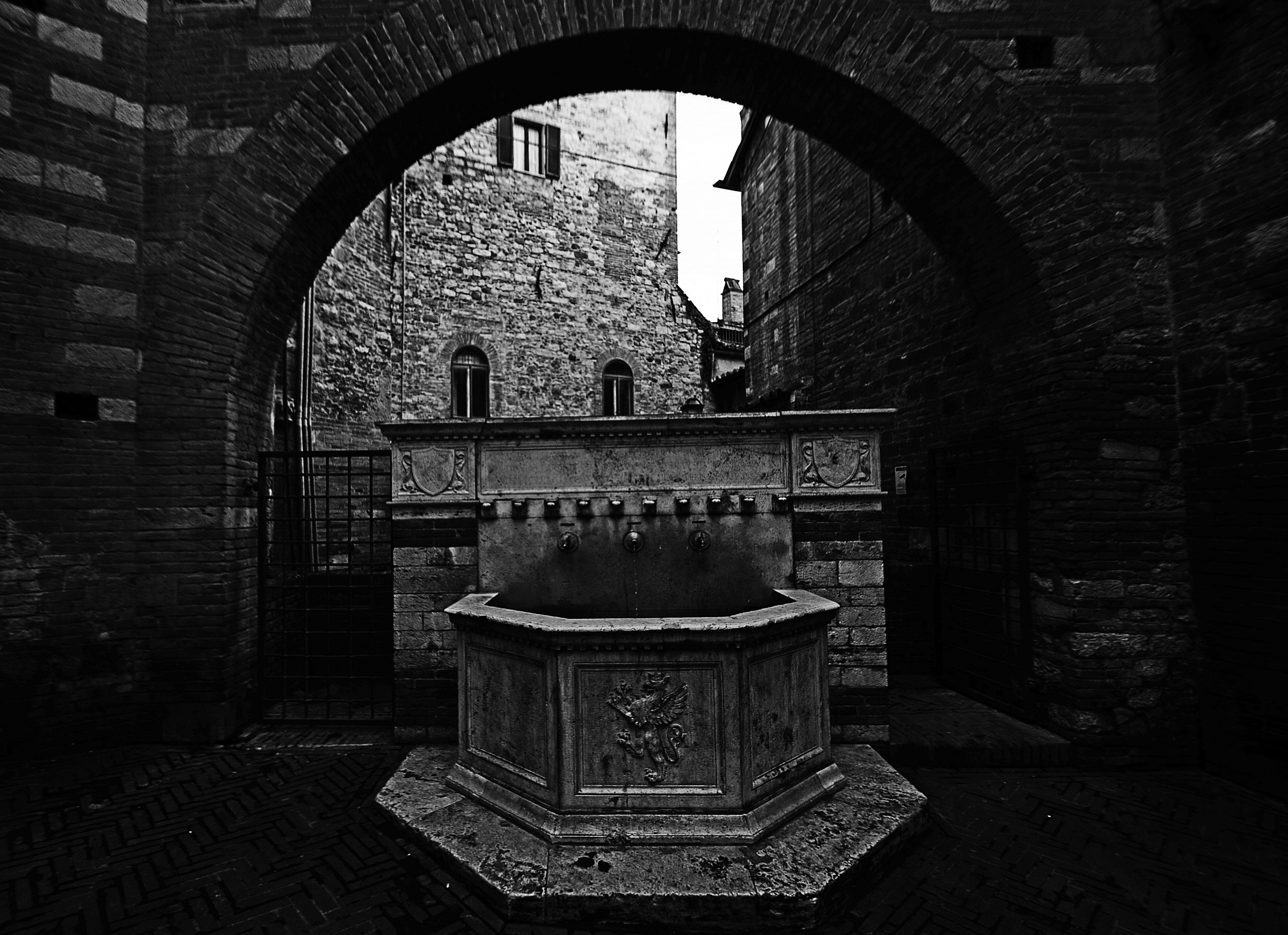 Antiche fontane medioevali