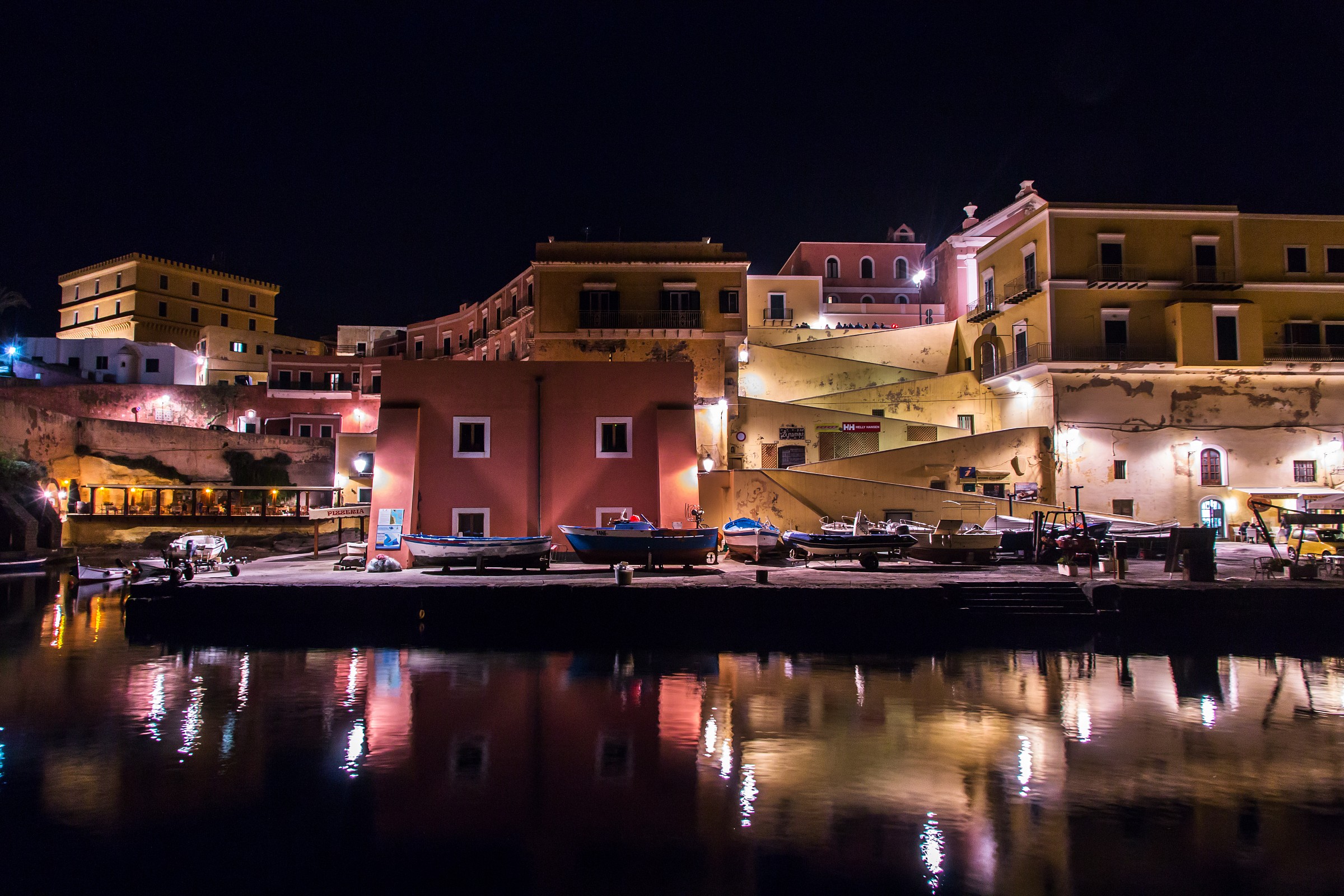 Ventotene - The port