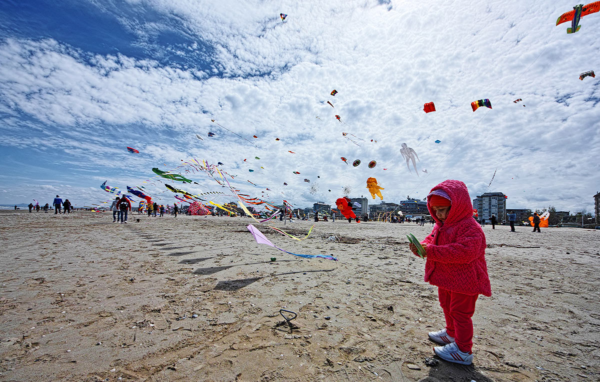 The Bimba and kites ..