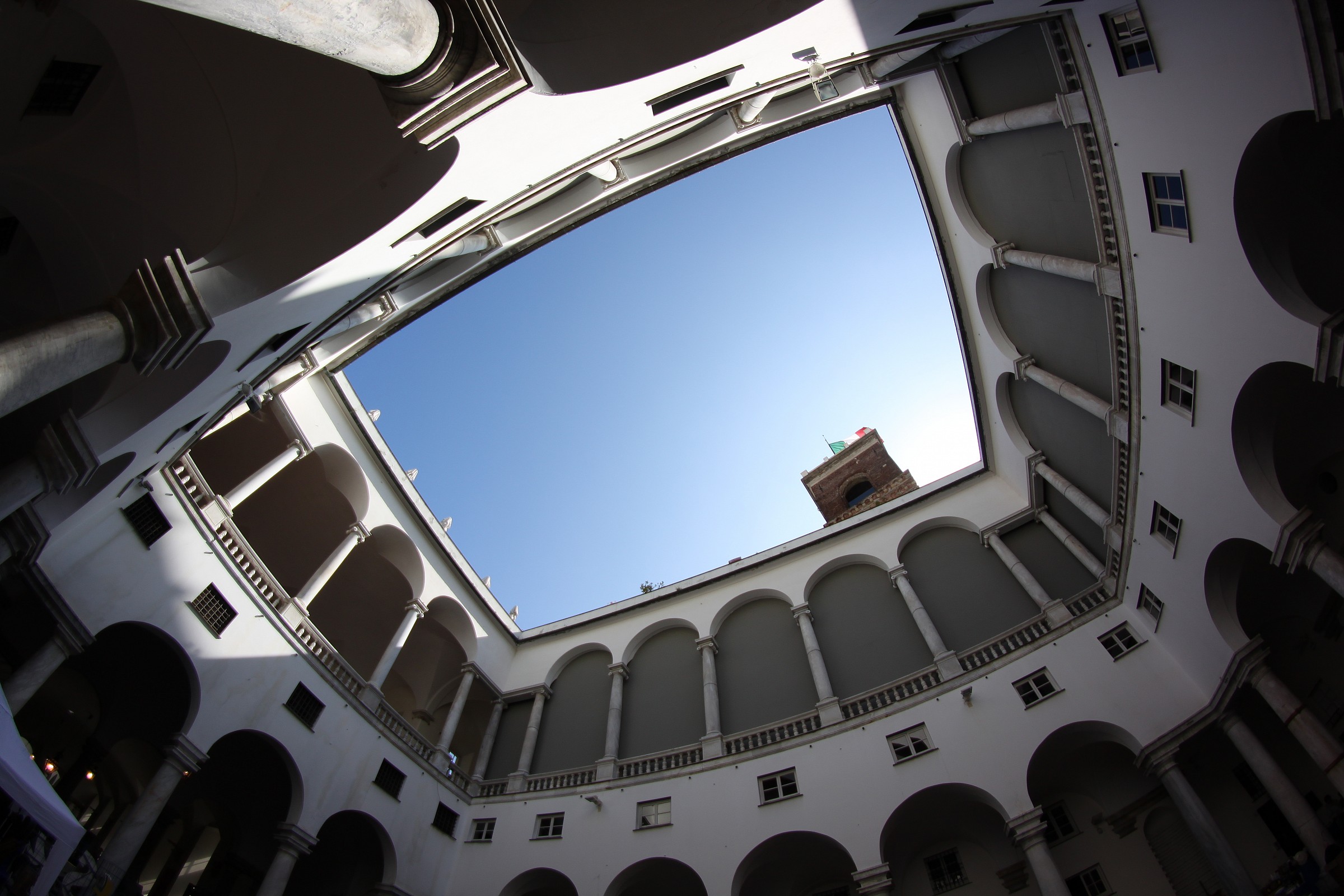 Genoa - Palazzo Ducale - Samyang 8mm - EOS500D