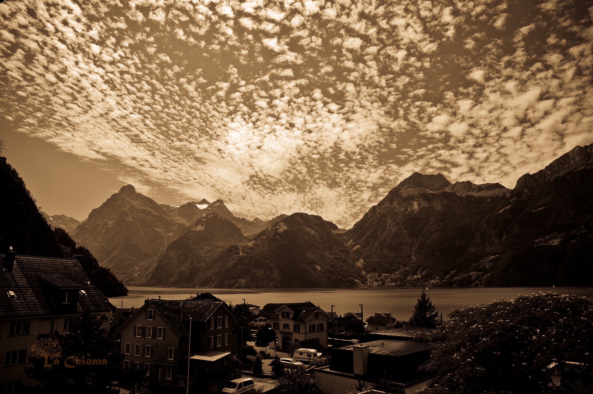 camera con vista lago