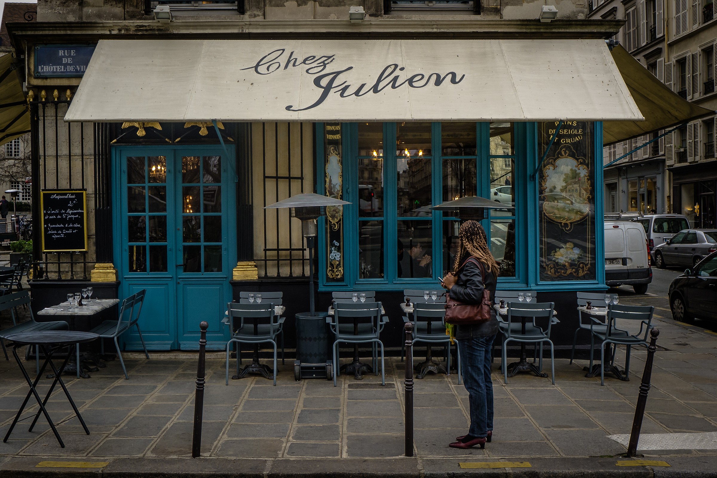 typical Parisian brasserie