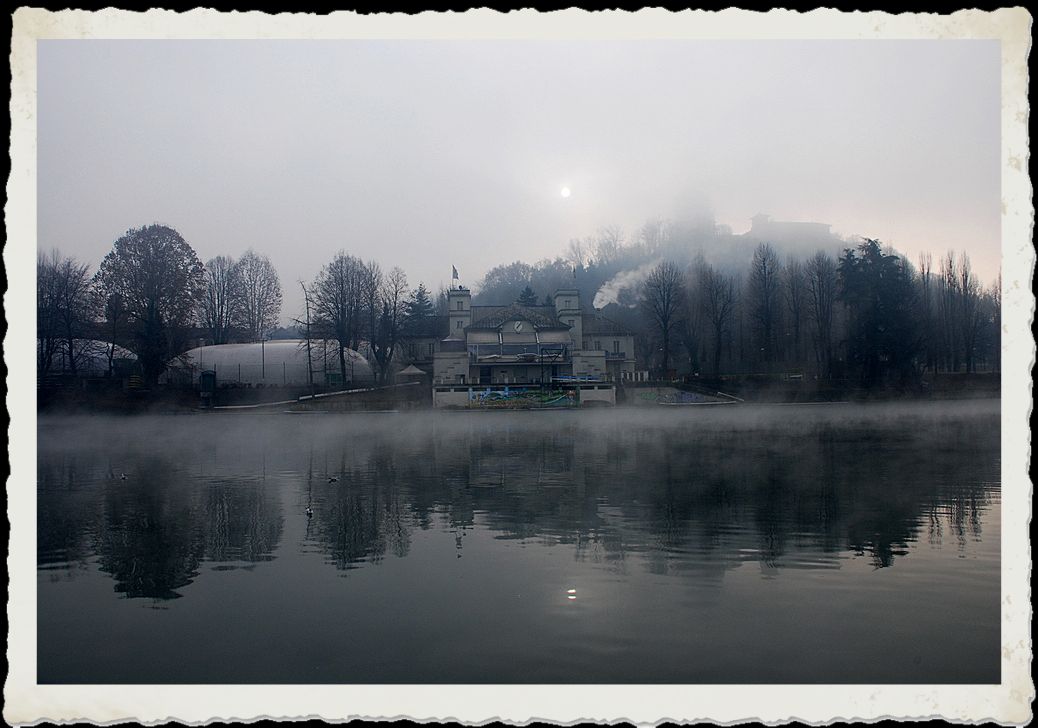 Fog on the Po