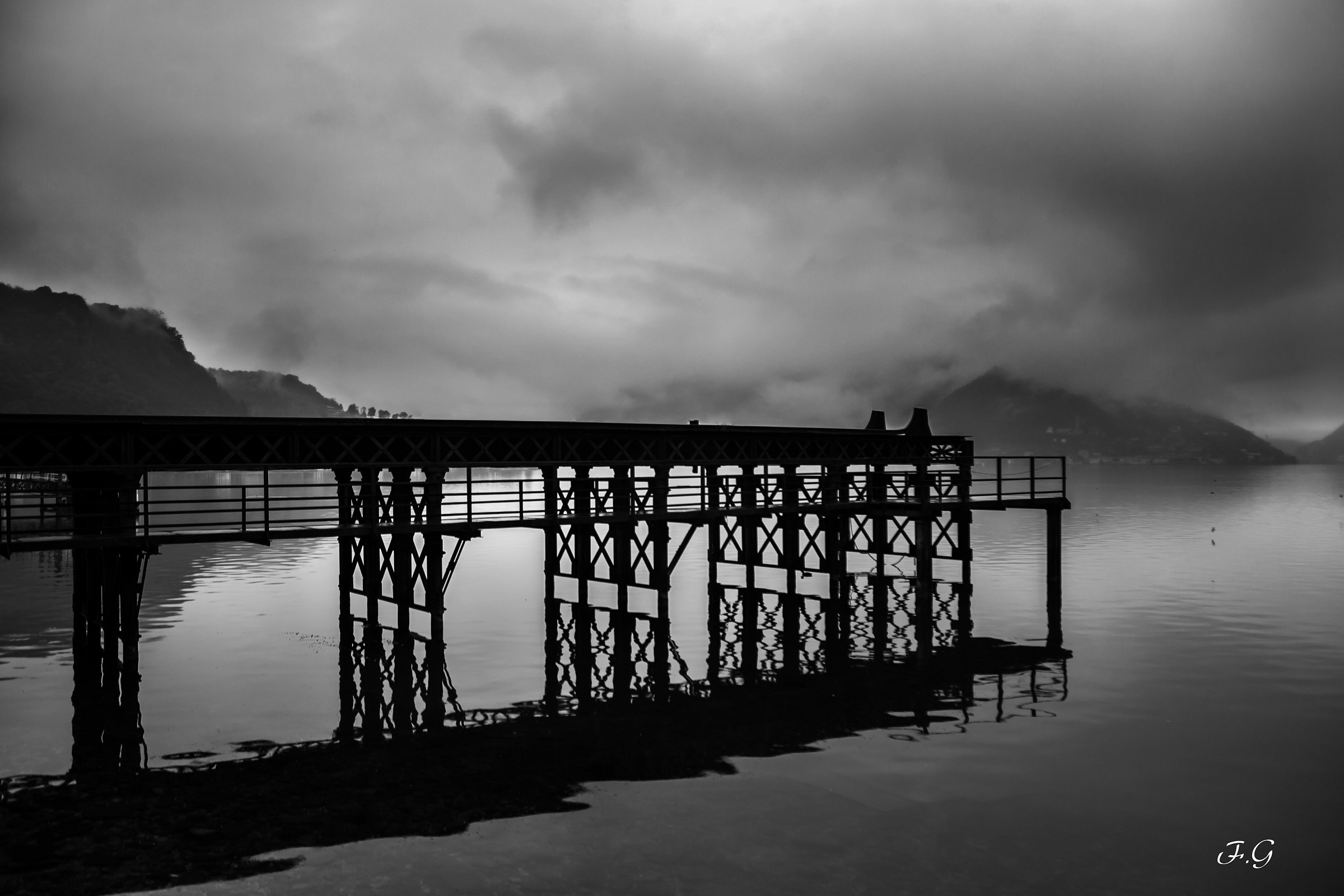 un vecchio pontile di Porto