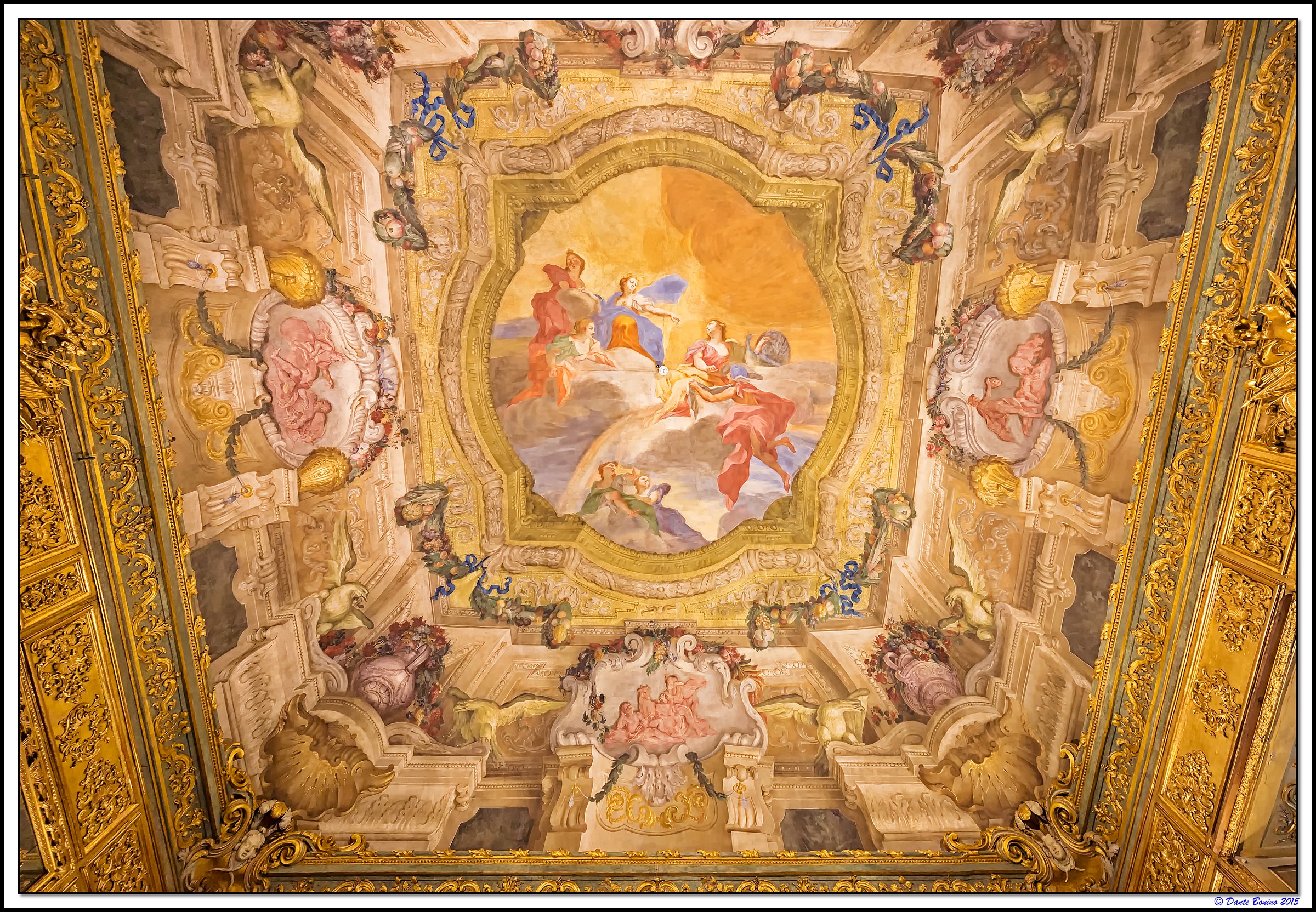 Palazzo Carignano: gilded ceilings Rooms