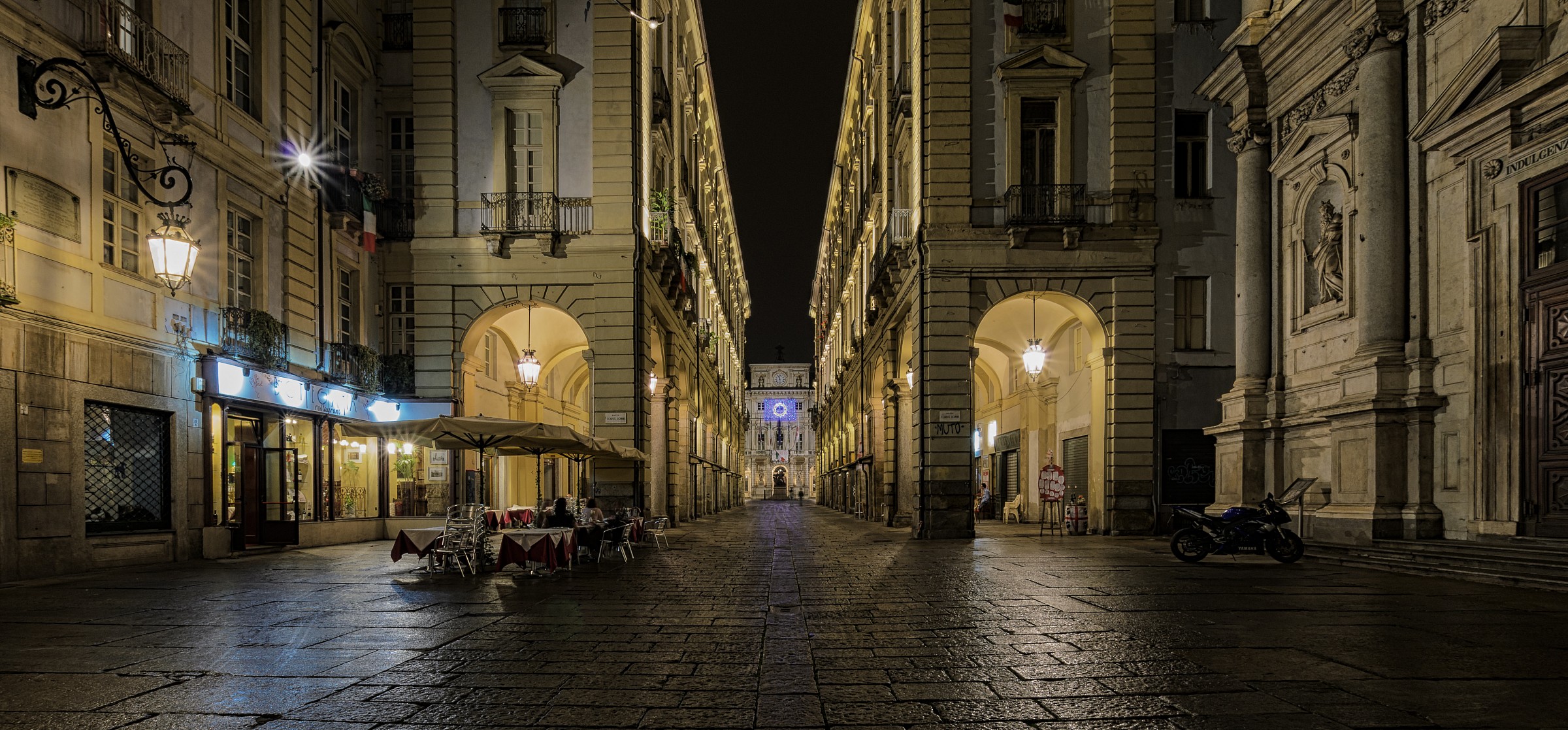 Piazza Corpus Domini, via Palazzo di Città