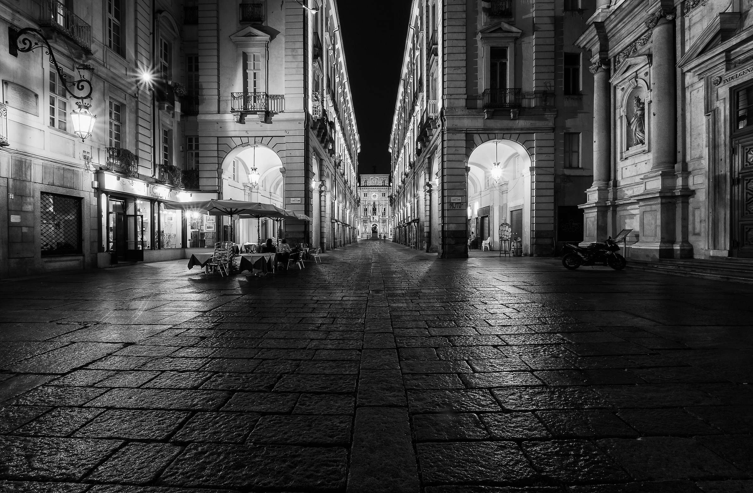 Piazza Corpus Domini, via Palazzo di Città