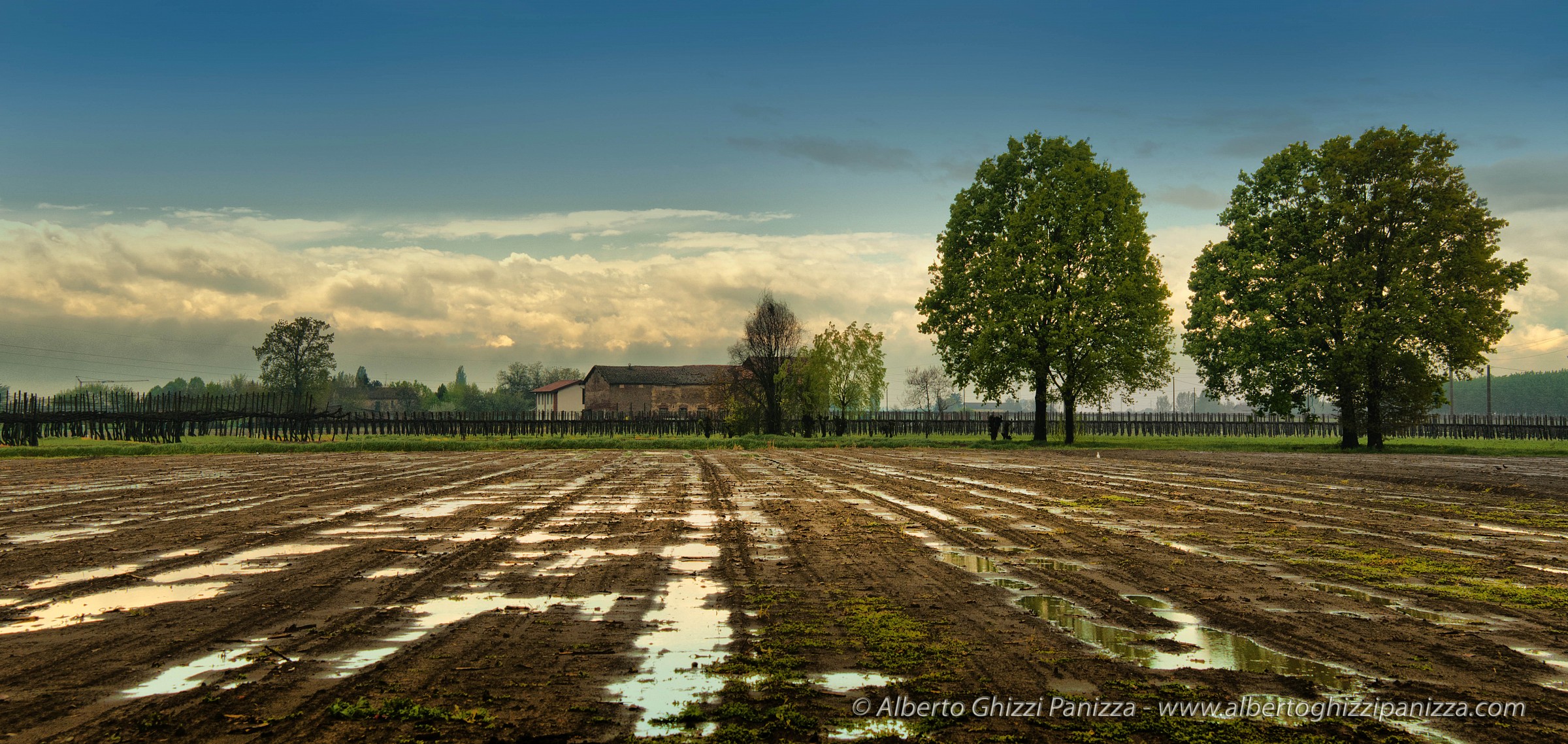 Casolare dopo il temporale