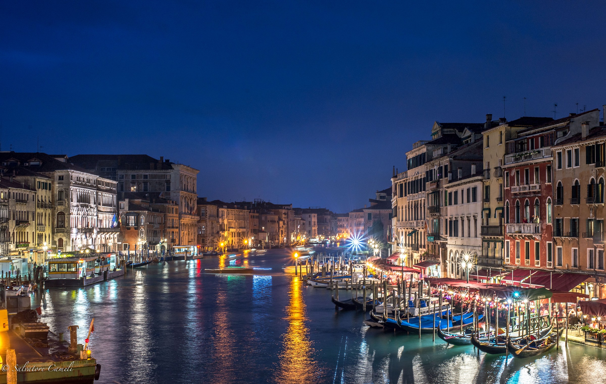 Venezia di notte (vista da Rialto)