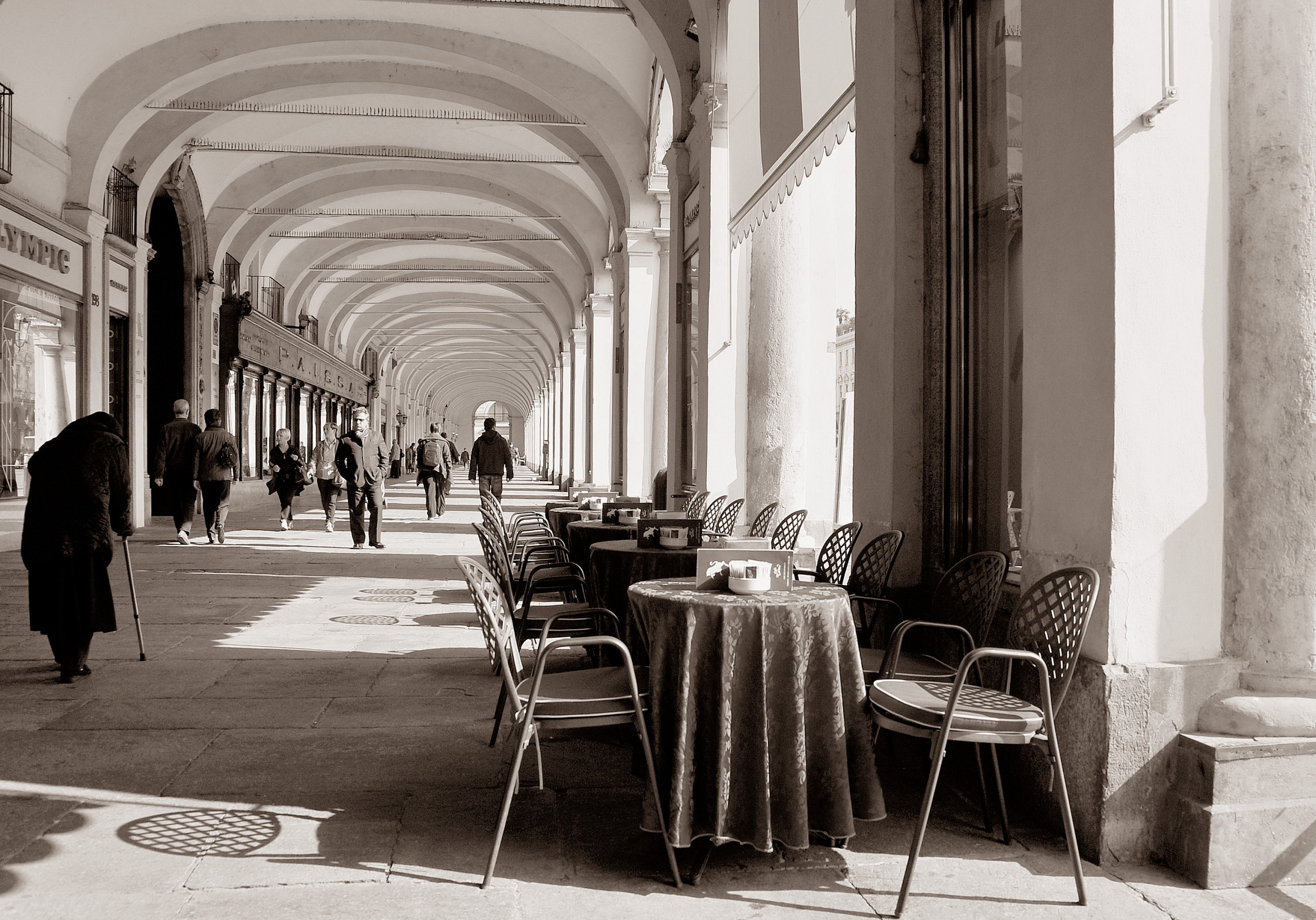 Turin: the arcades