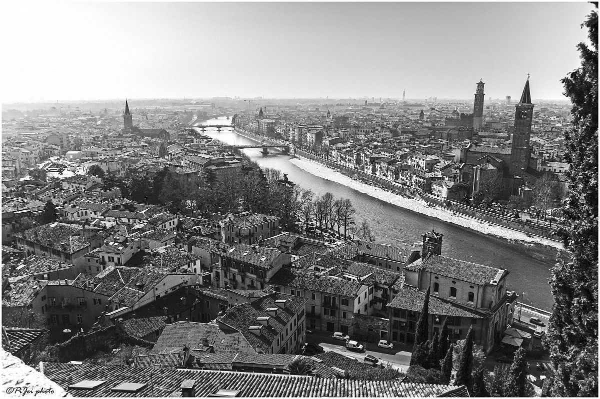 View from the terrace of Castel San Pietro (vr)