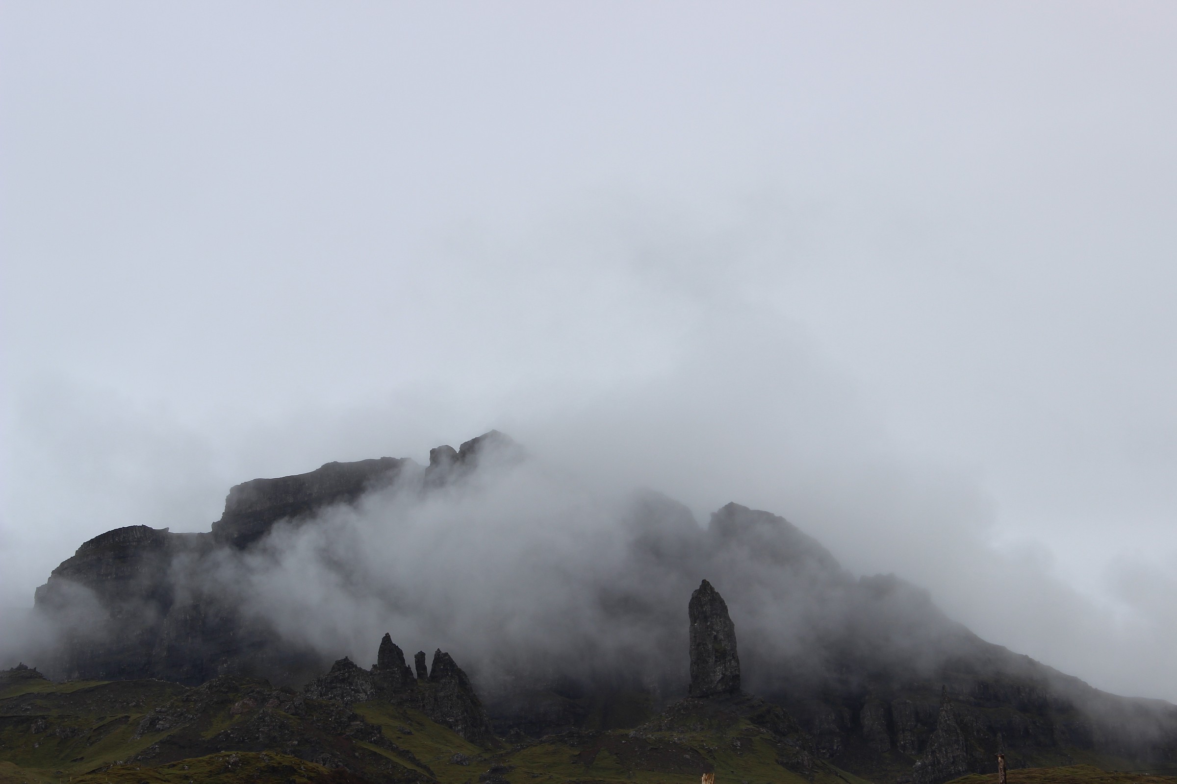 Old Man of Storr hide ...